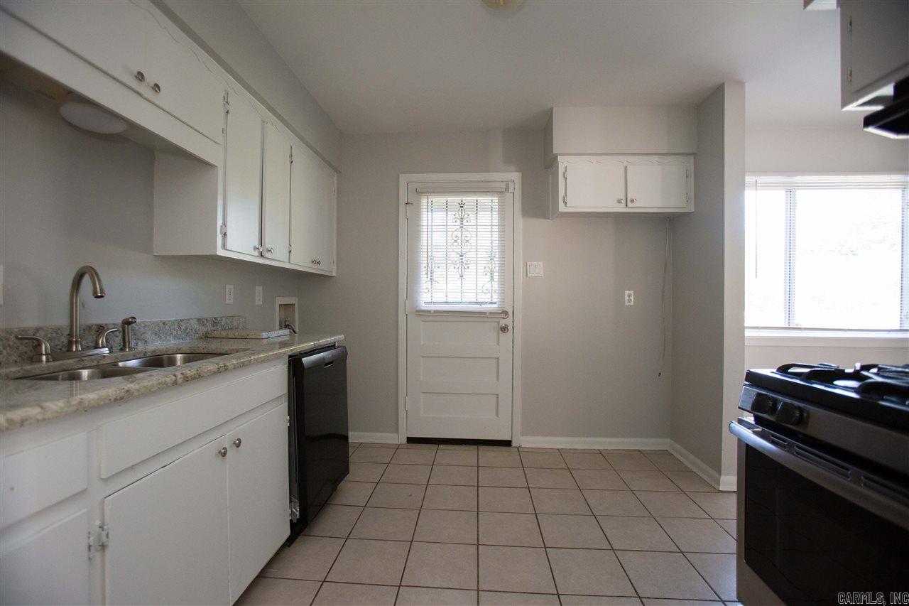 Lake View - Residential Lease