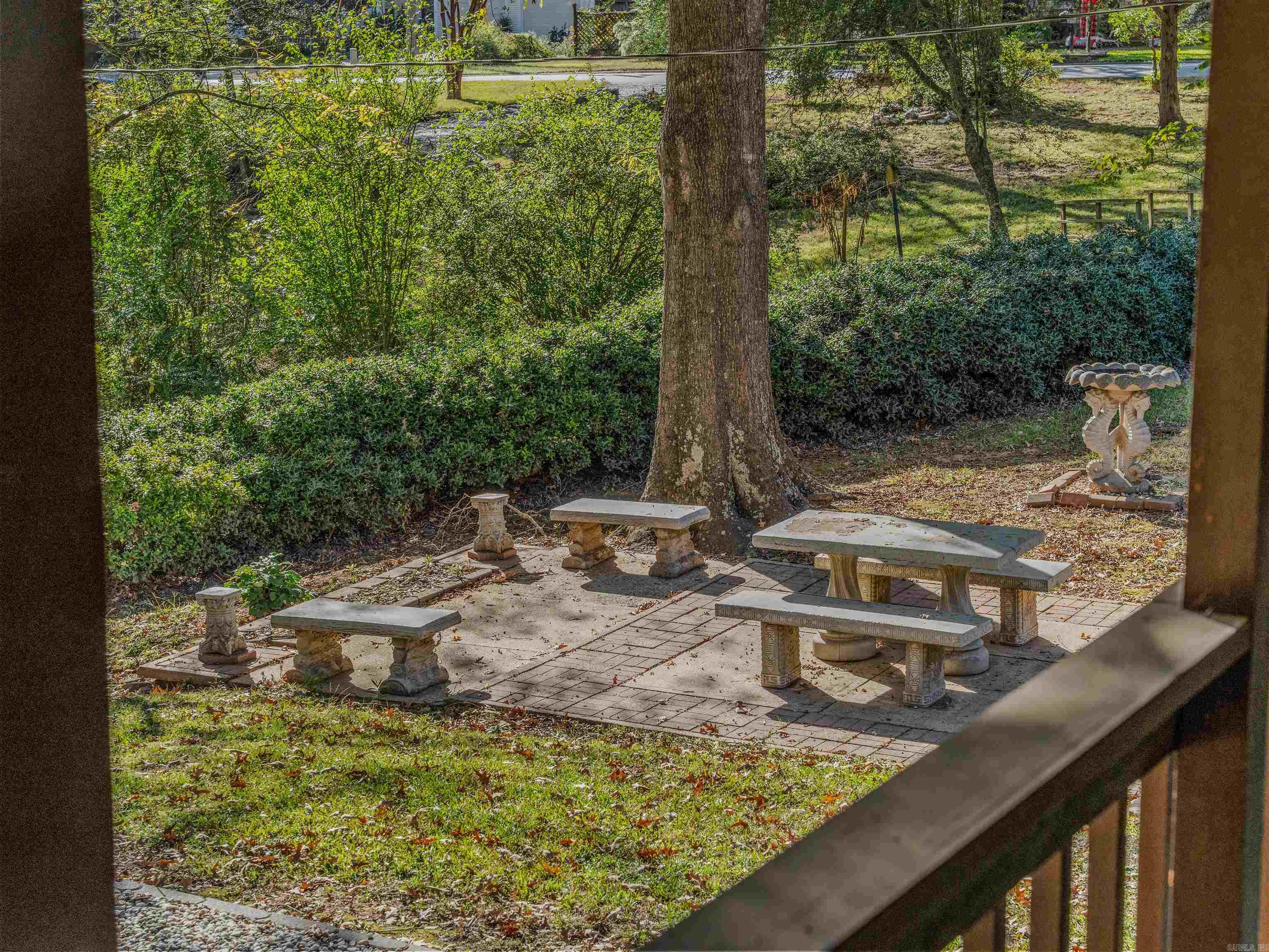 HIDDEN VALLEY - Residential