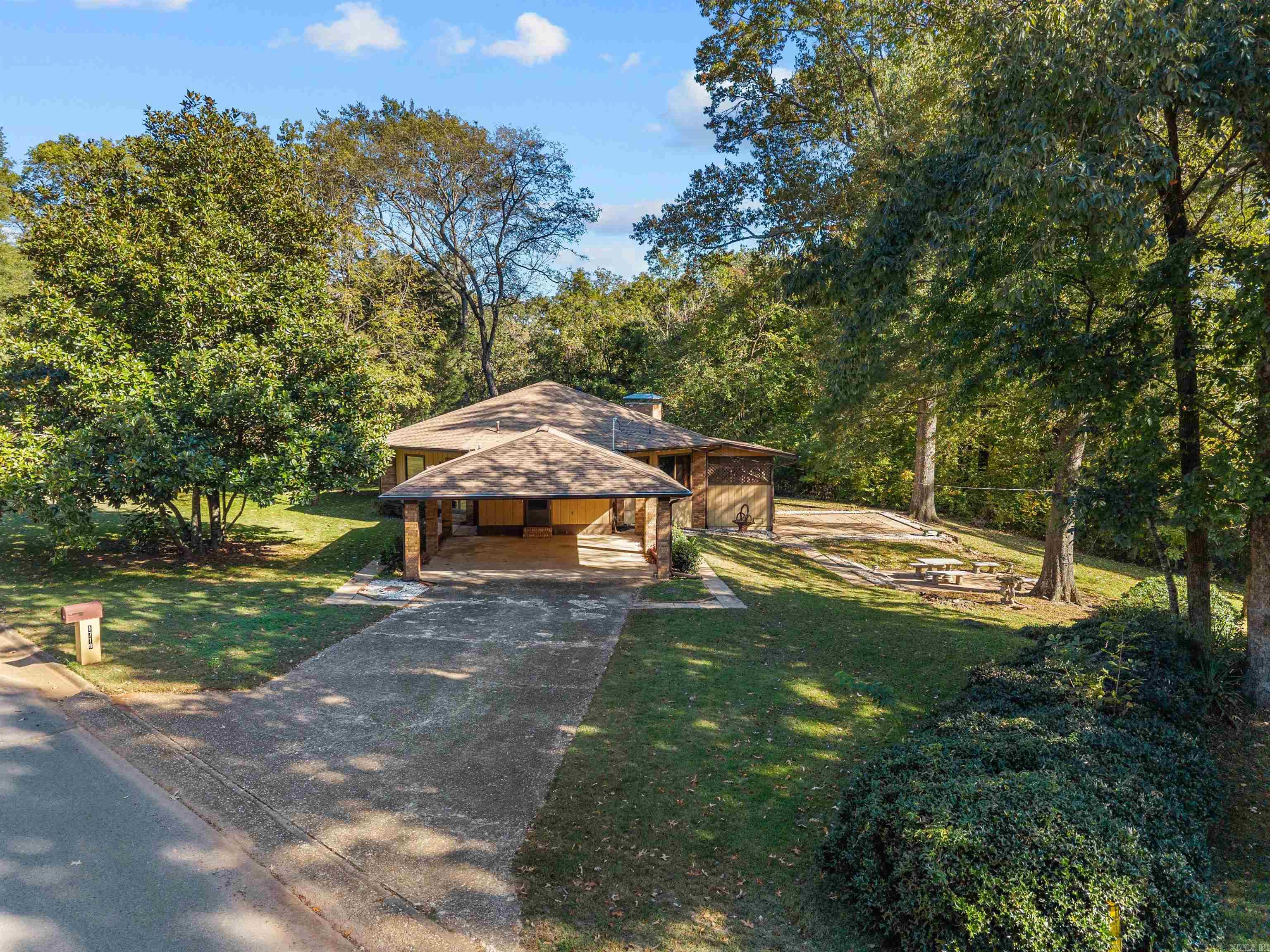 HIDDEN VALLEY - Residential