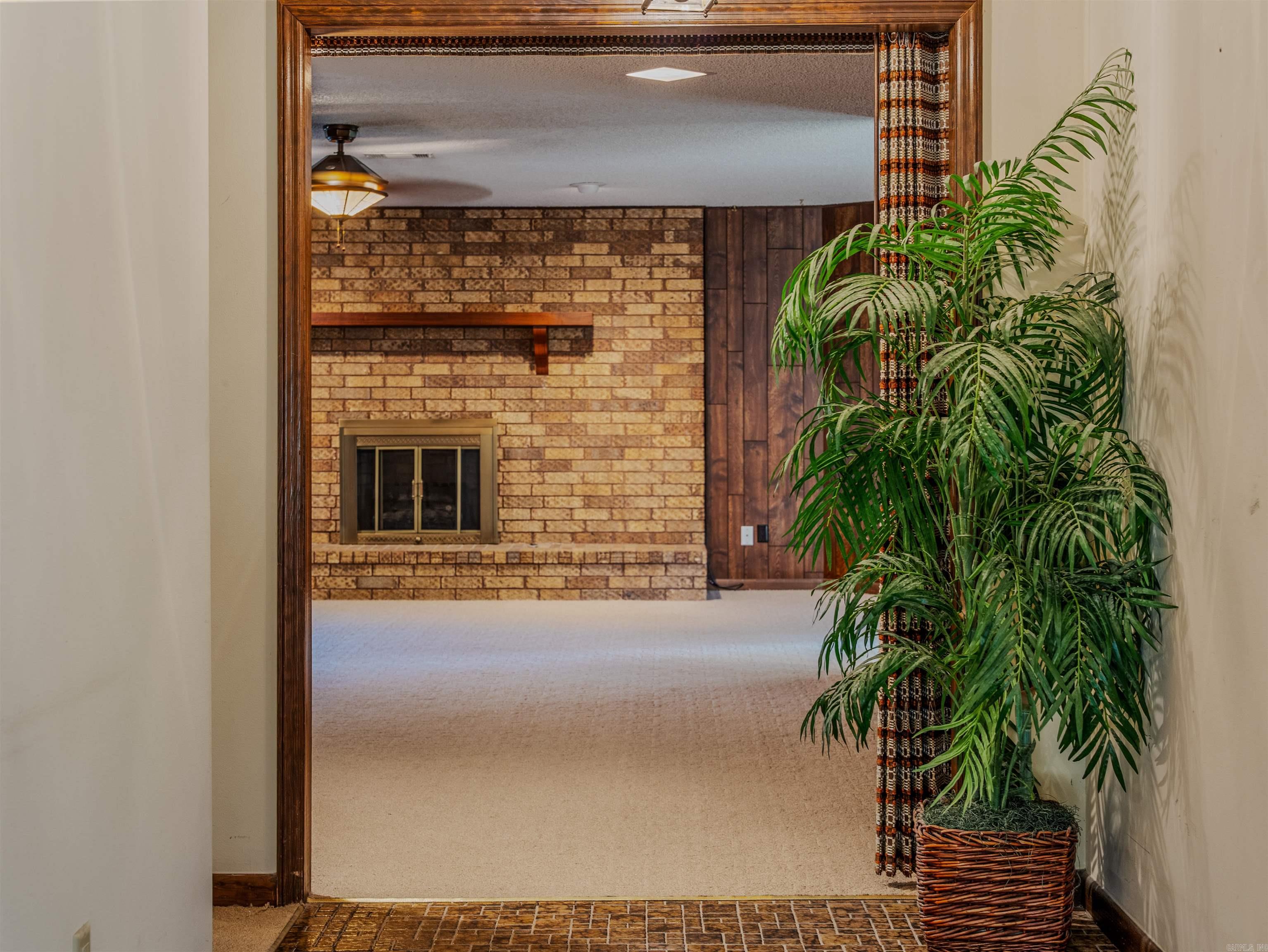 HIDDEN VALLEY - Residential