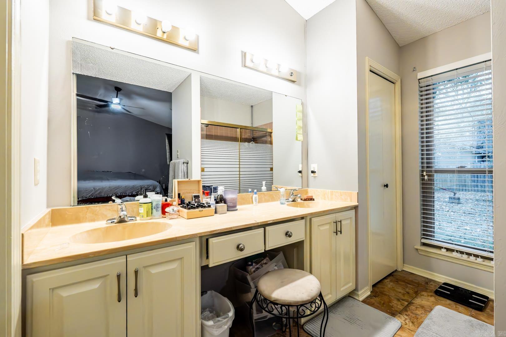 OTTER CREEK COMMUNITY - Residential