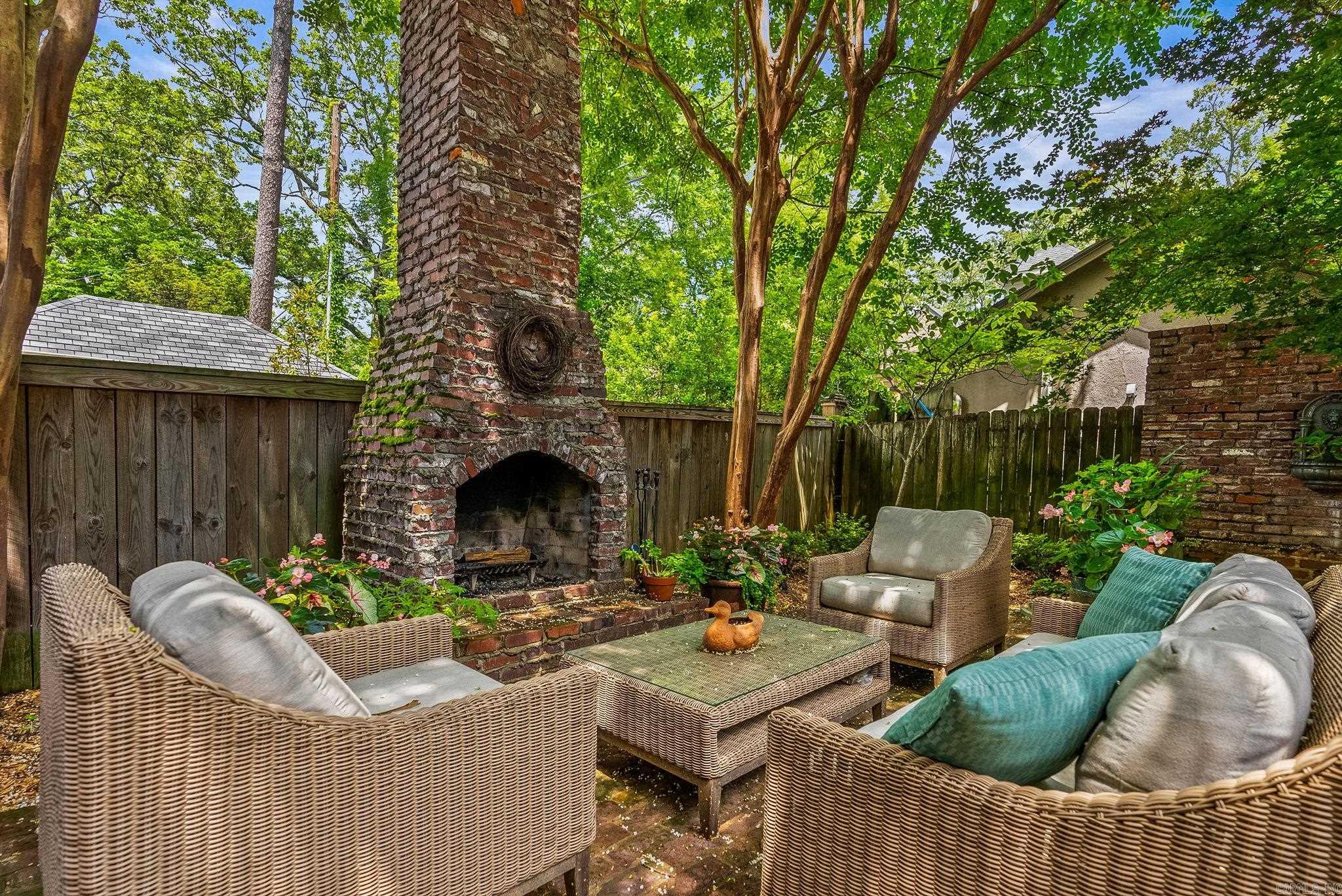 SHADOWLAWN - Residential