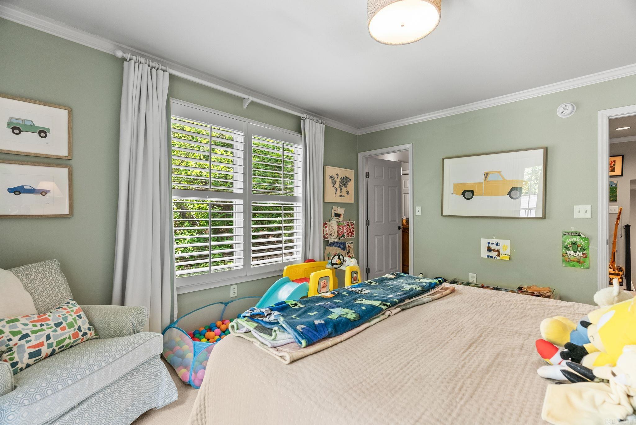 SHADOWLAWN - Residential