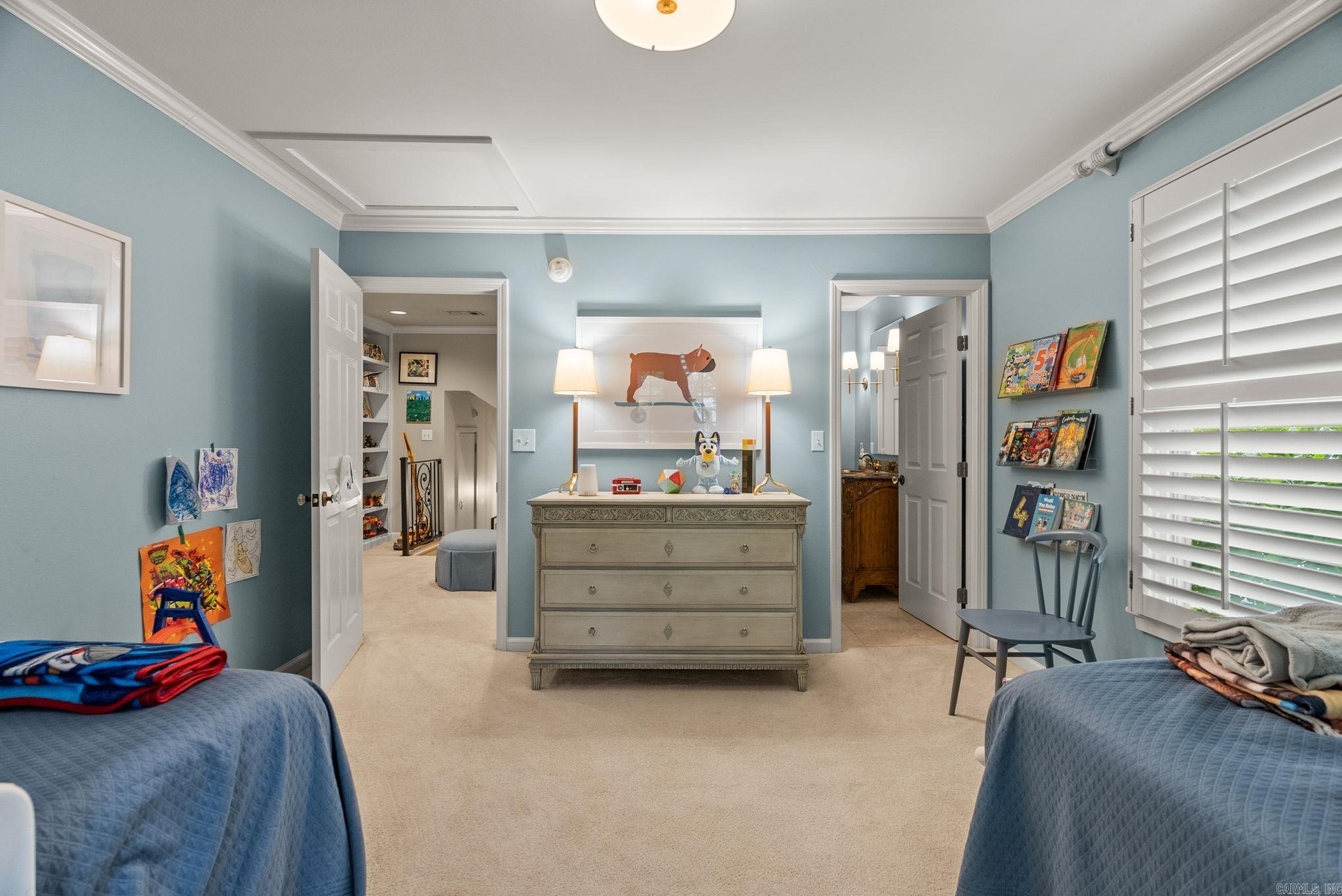 SHADOWLAWN - Residential