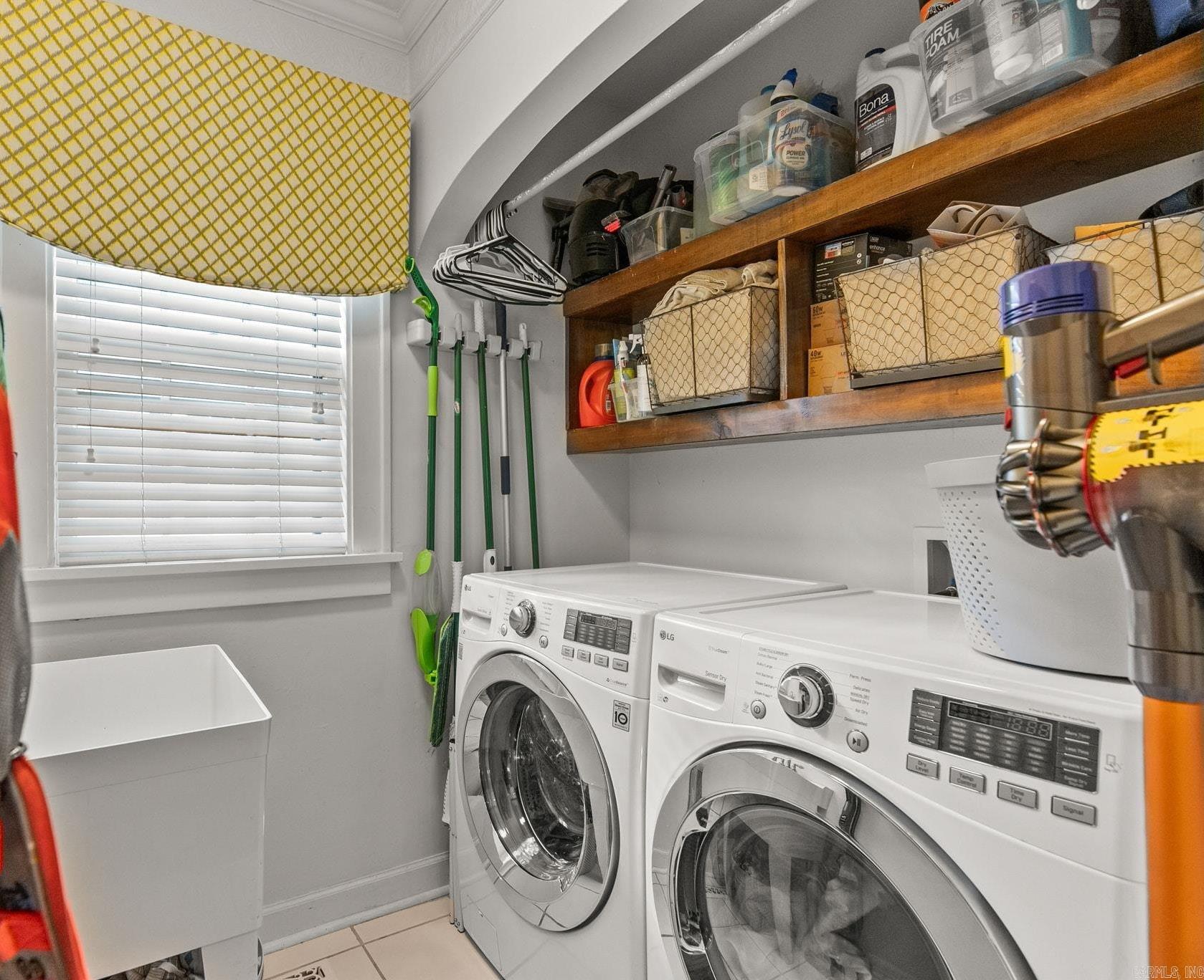 SHADOWLAWN - Residential