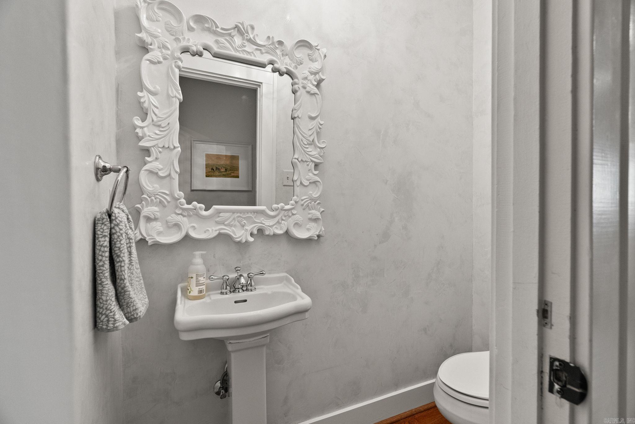 SHADOWLAWN - Residential