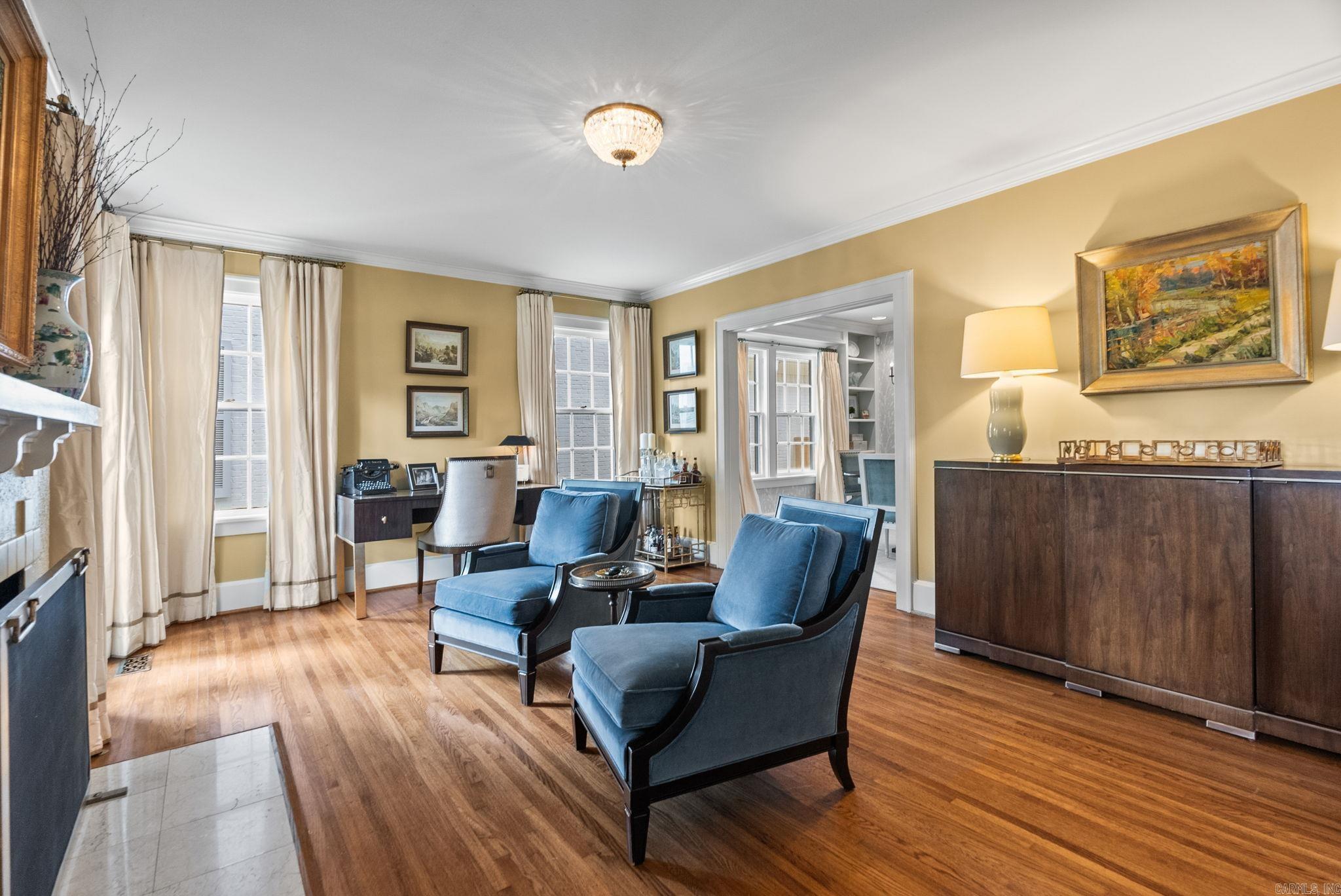 SHADOWLAWN - Residential