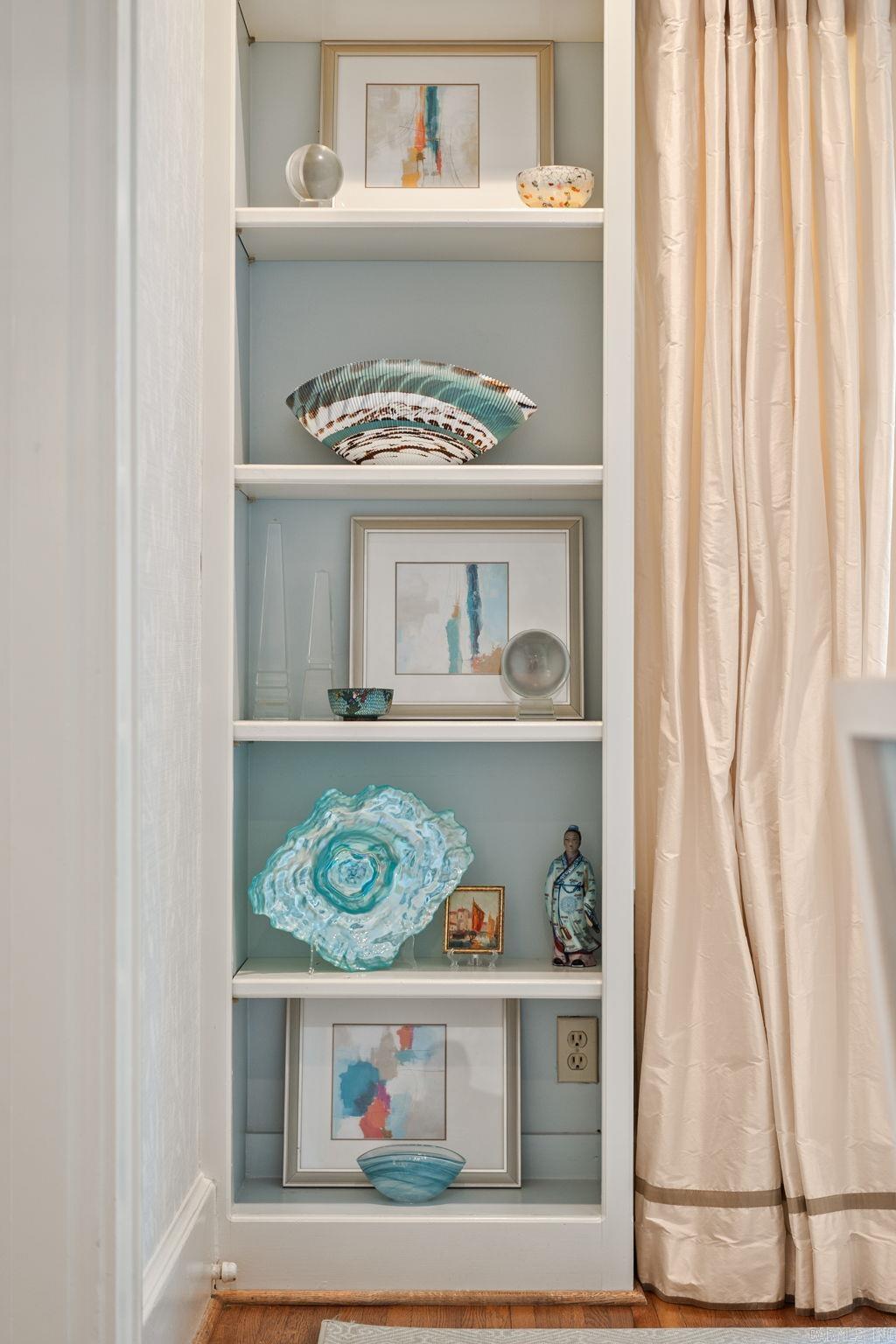 SHADOWLAWN - Residential