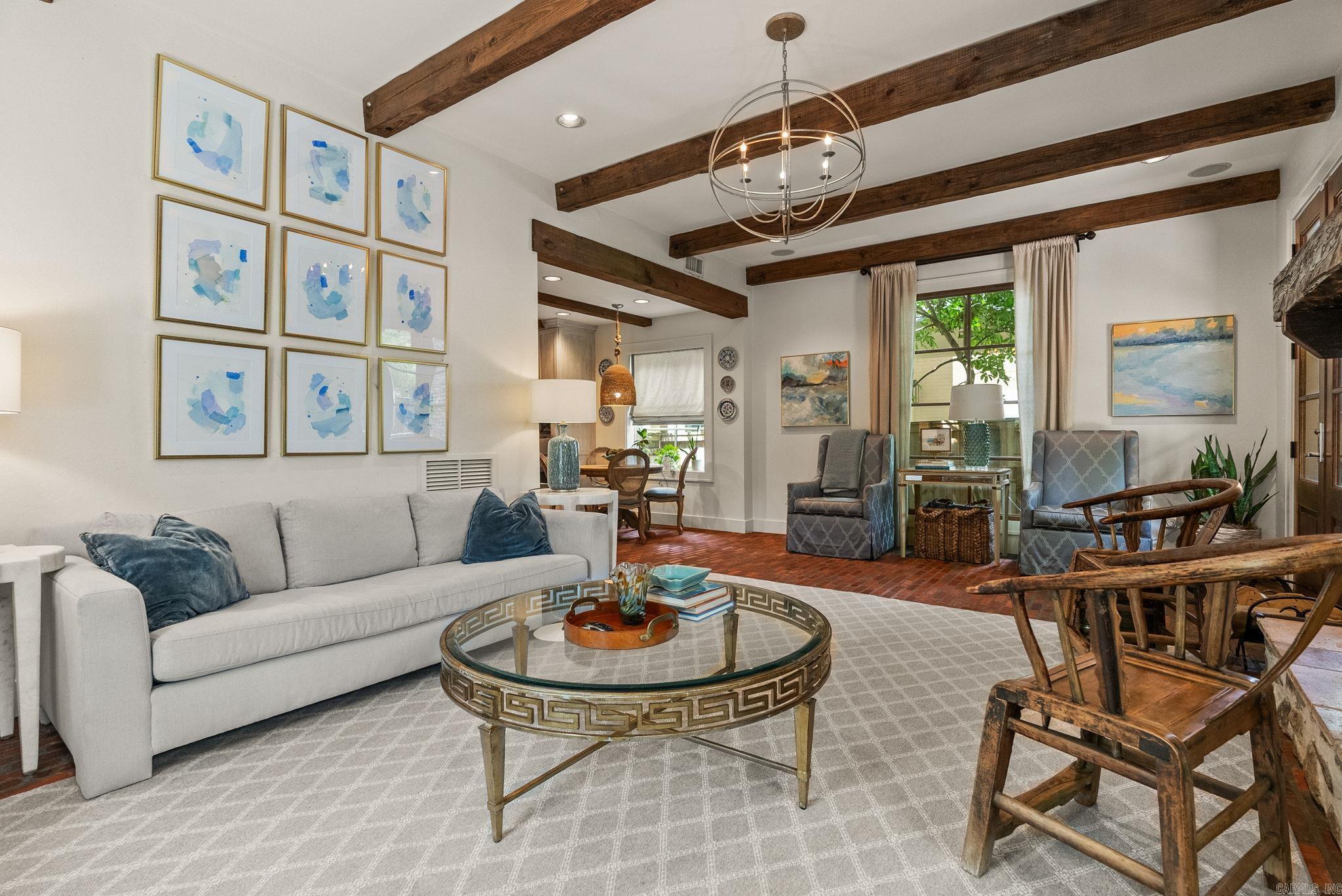 SHADOWLAWN - Residential