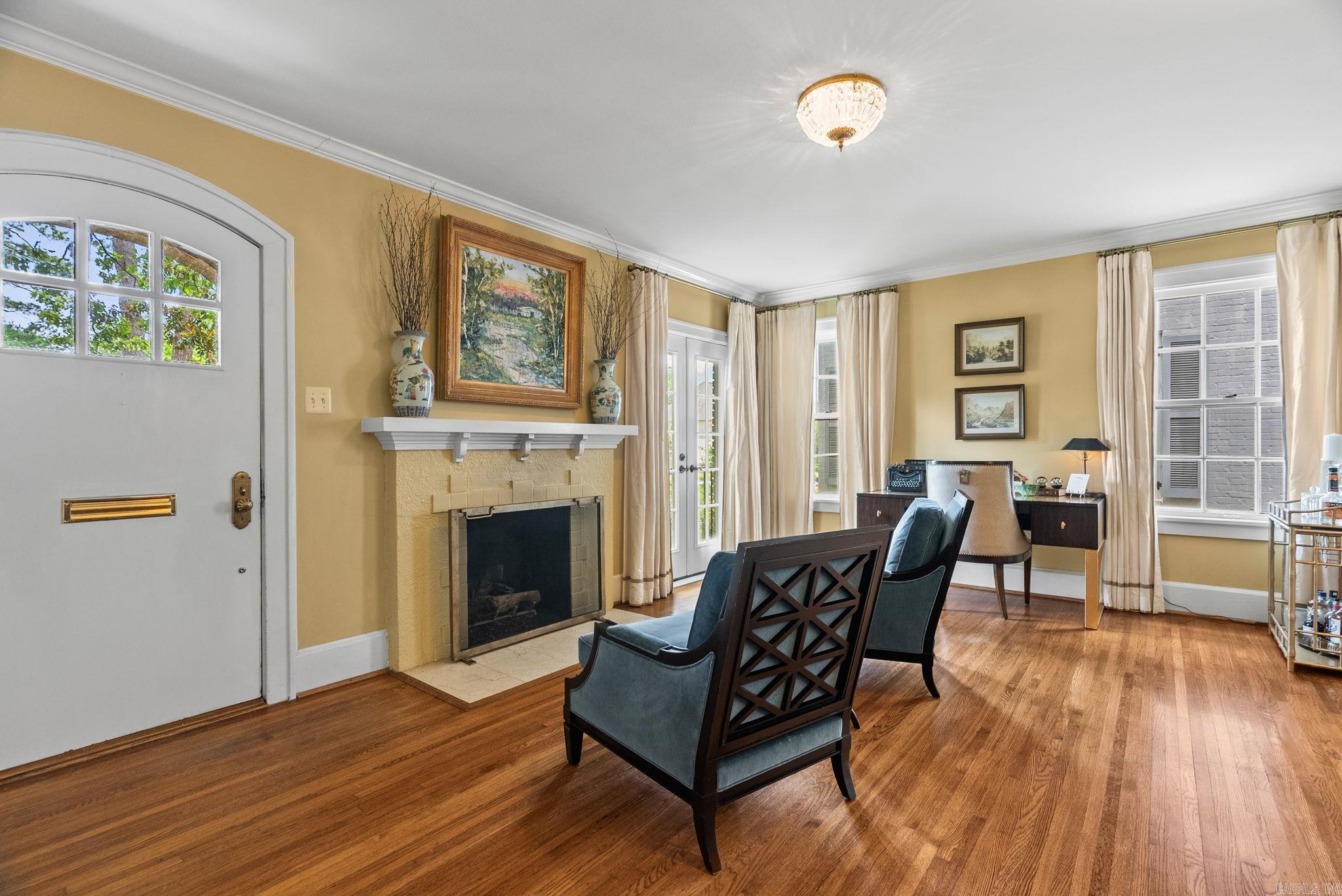 SHADOWLAWN - Residential