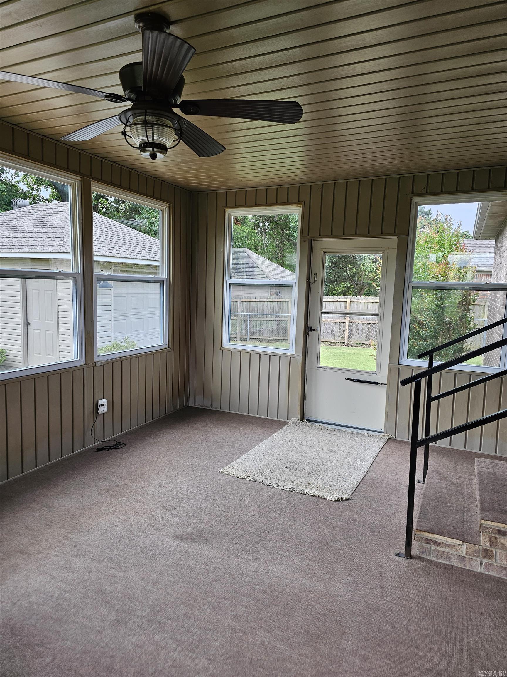 RIDGEFIELD - Residential
