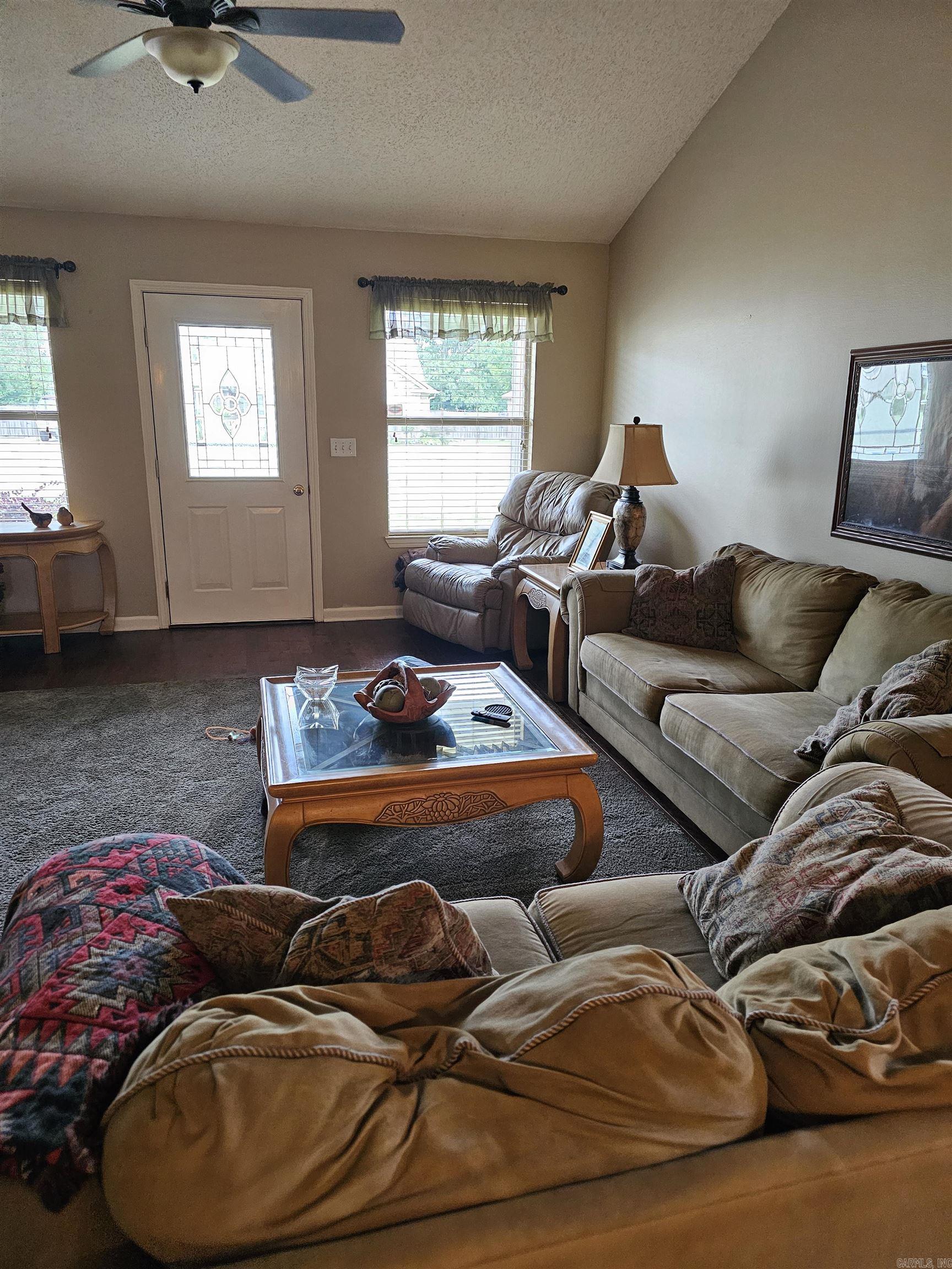 RIDGEFIELD - Residential