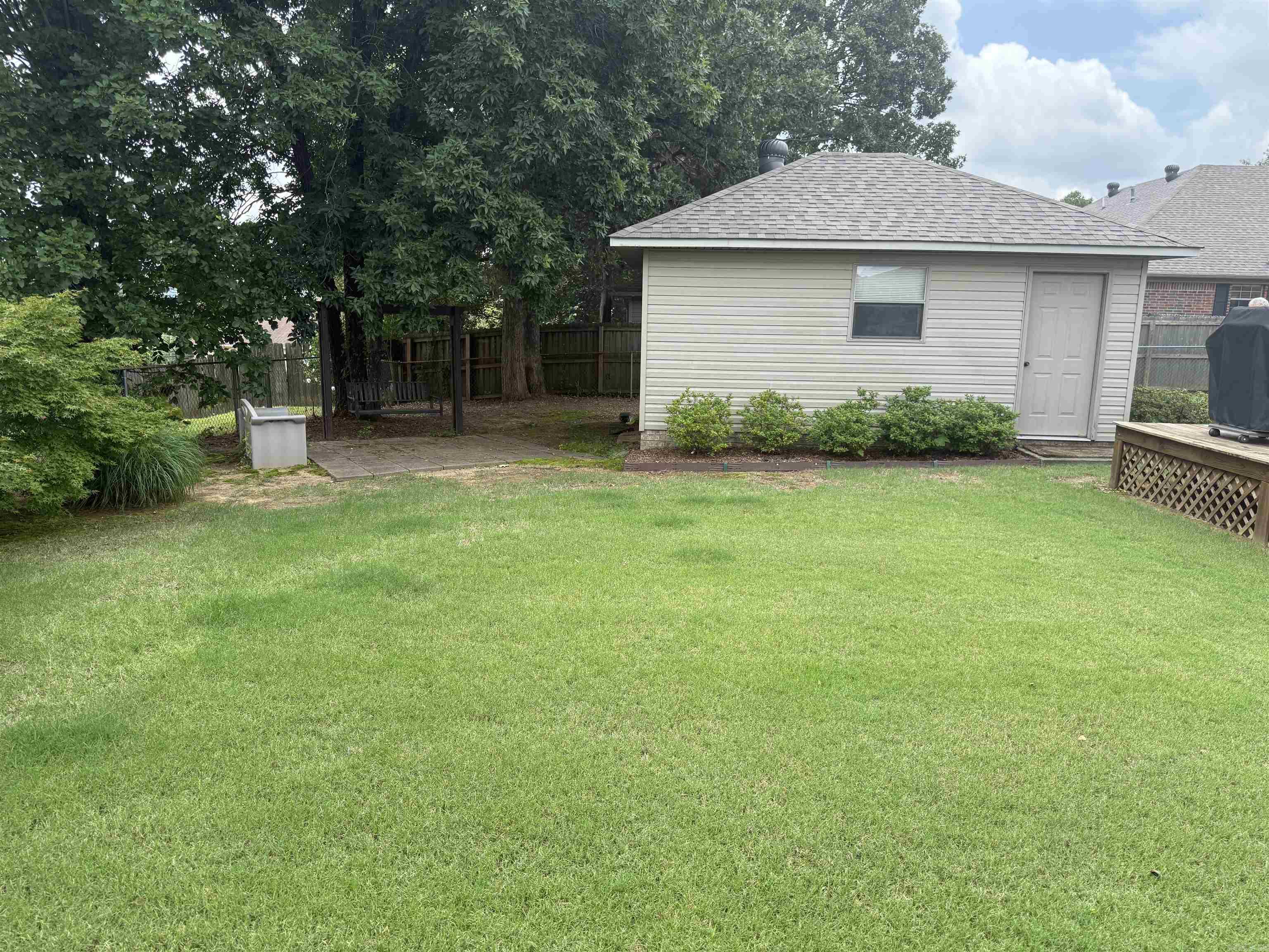 RIDGEFIELD - Residential