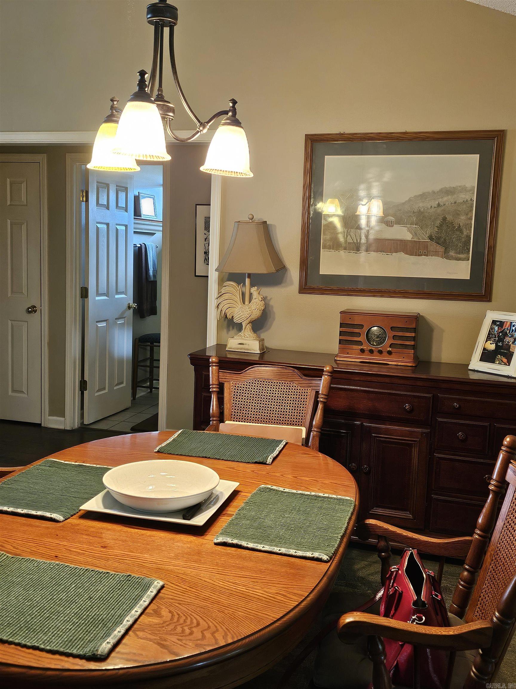 RIDGEFIELD - Residential