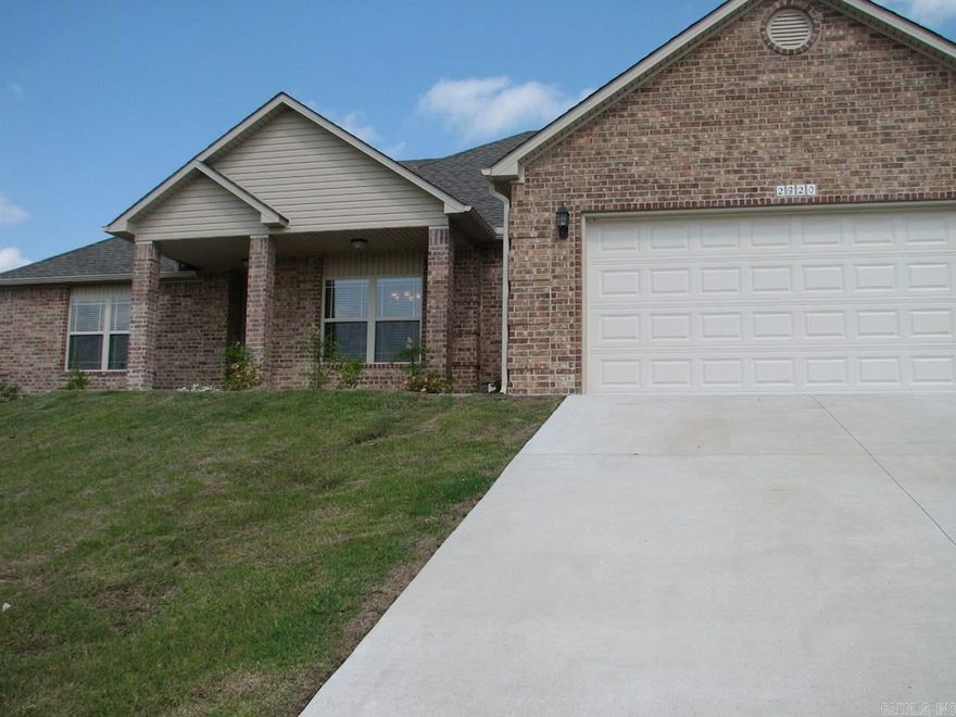 4 Sides Brick; architetural shingle; covered patio ; jetted tub; upgraded hardware; recessed lighting; stainless steel appliances; granite; ceremic tile in wet areas; handscrapped hardwood; 1/2 glass front door; full glass rear door w/blinds;