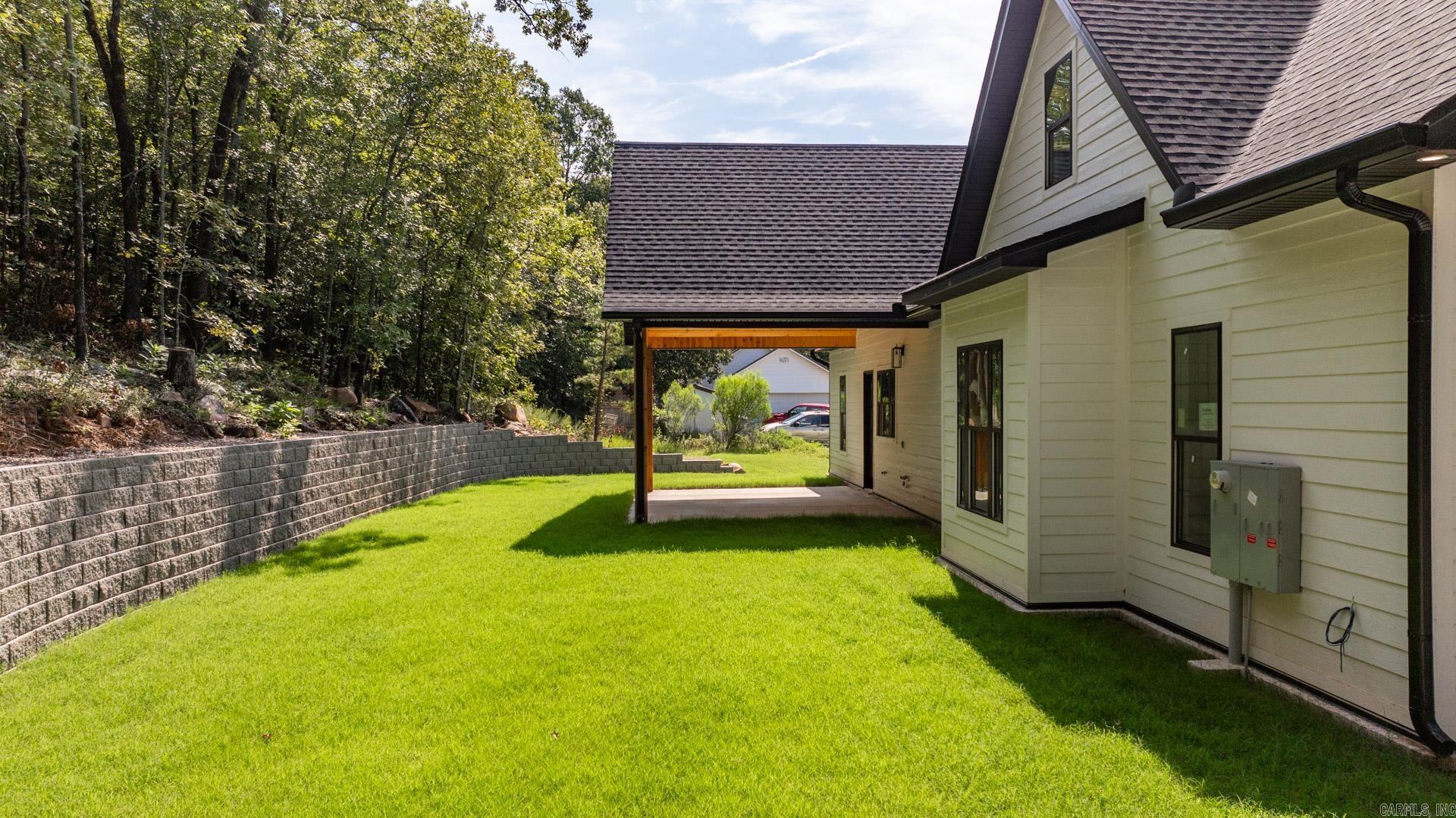 SPRING VALLEY - Residential