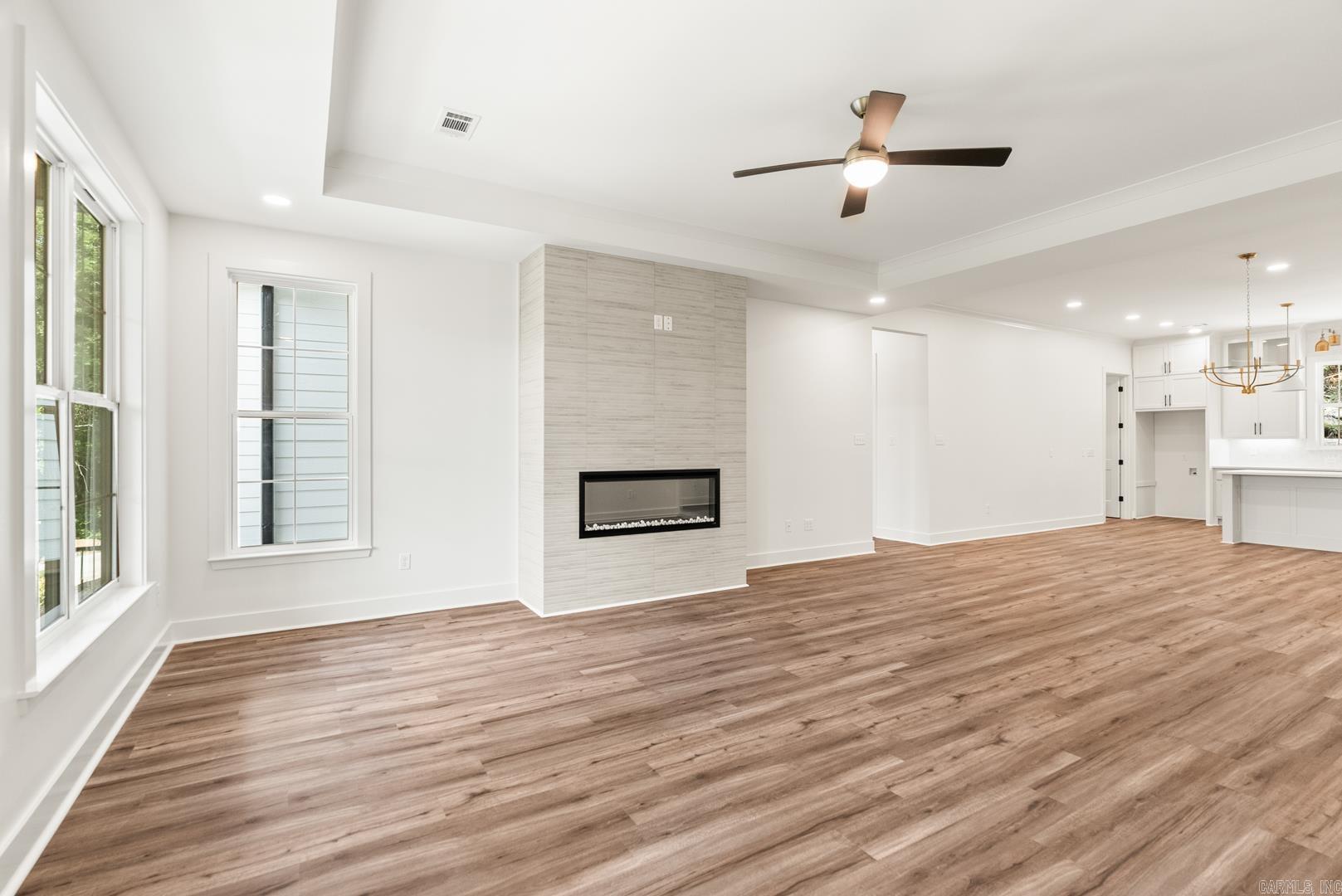 SPRING VALLEY - Residential