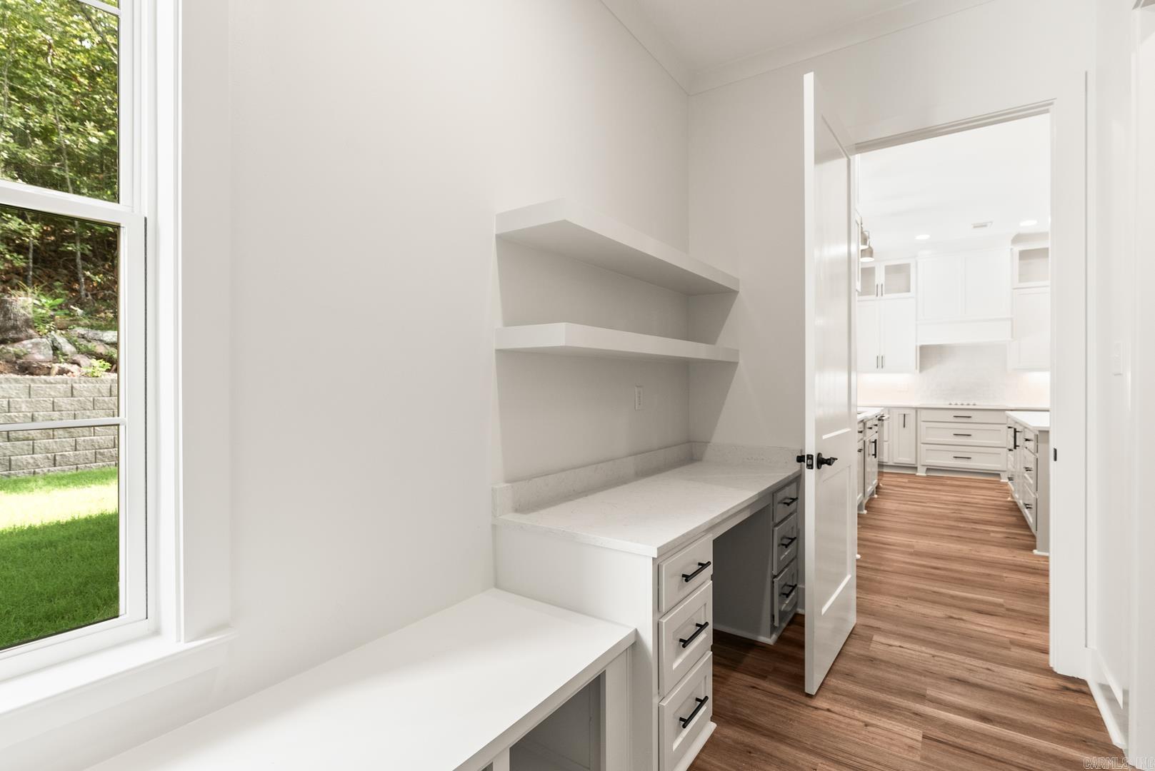 SPRING VALLEY - Residential