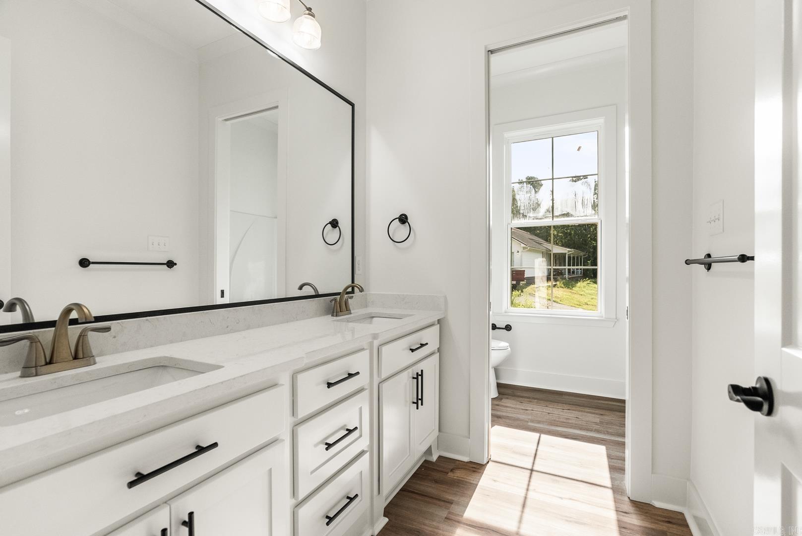 SPRING VALLEY - Residential