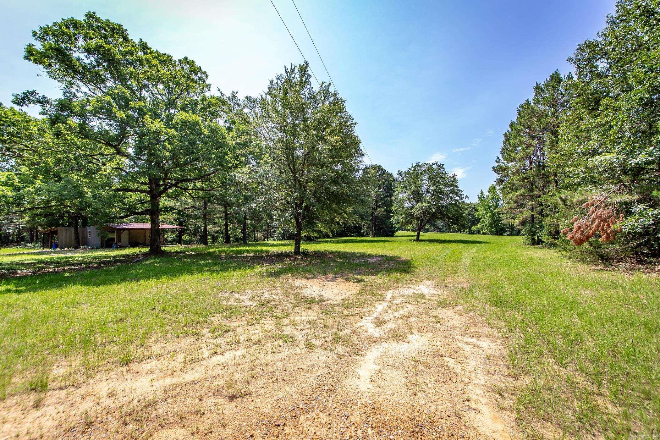 Metes & Bounds - Land