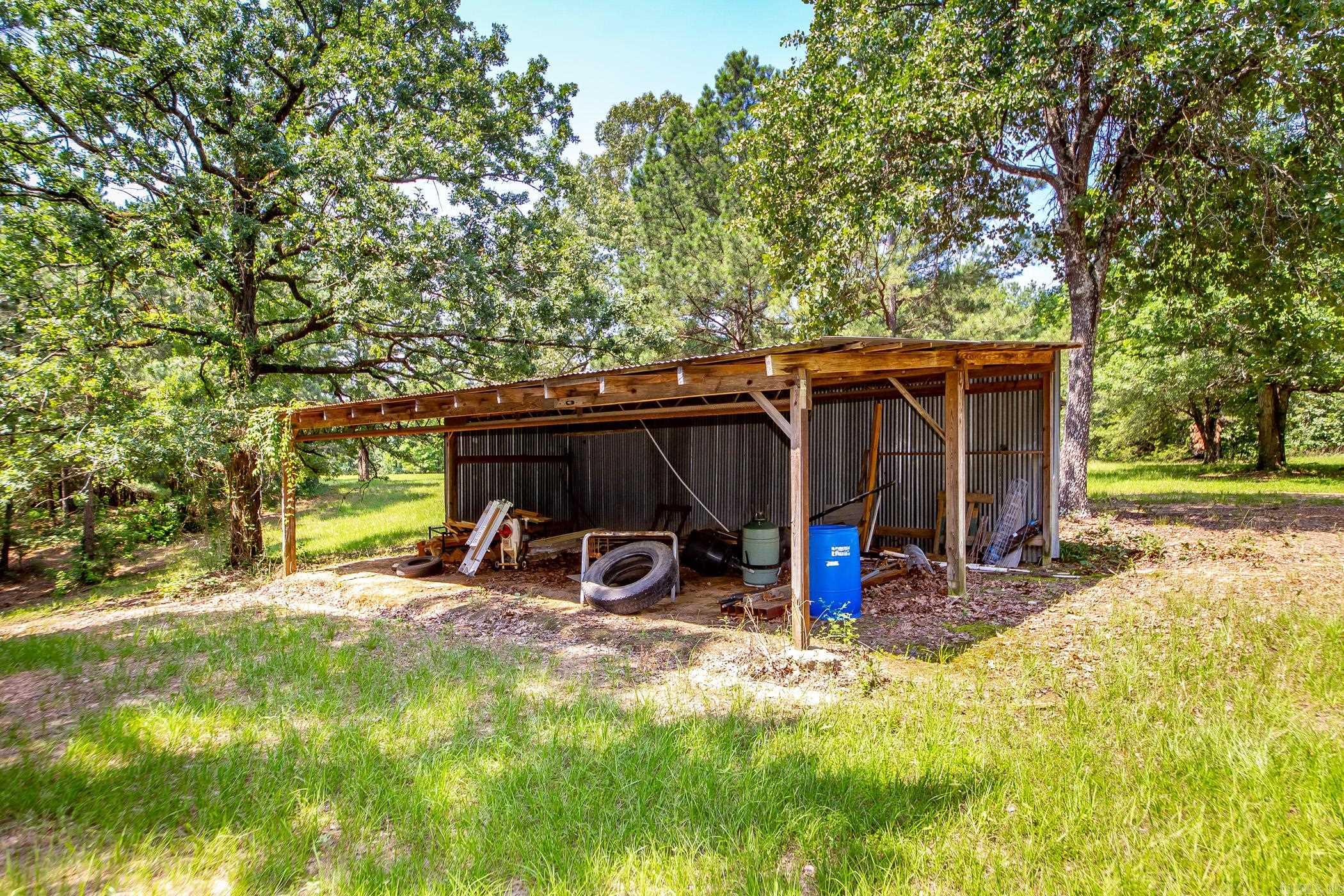 Metes & Bounds - Land