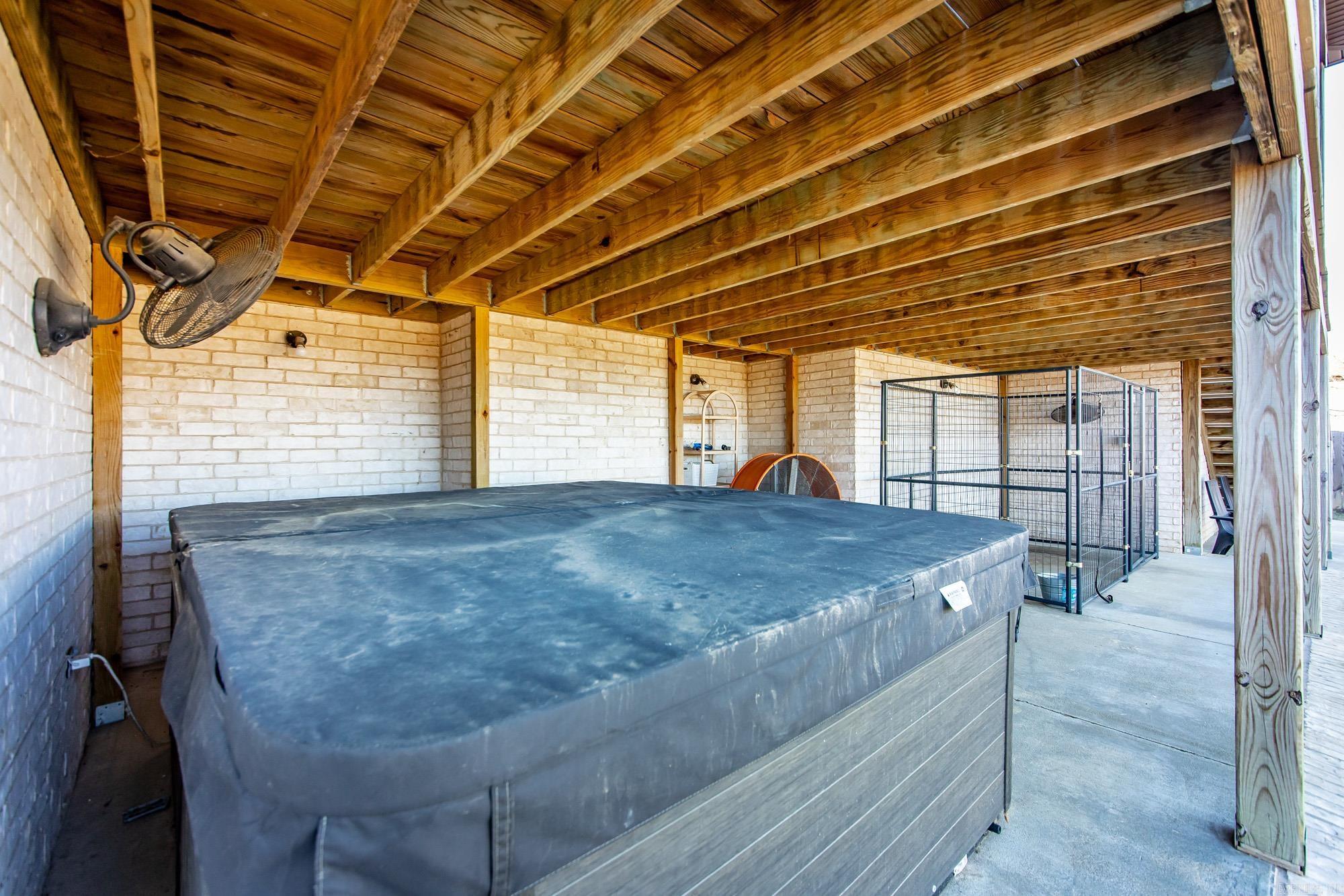 WELLINGTON PLACE - Residential