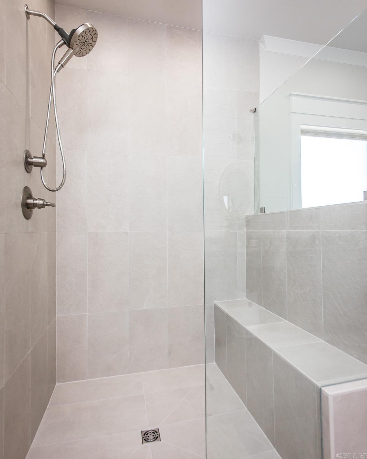 WELLINGTON PLACE - Residential