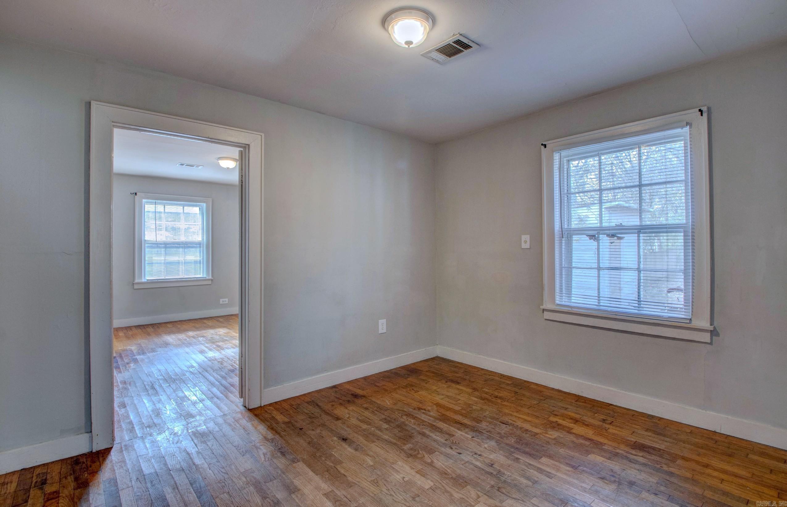 Sunny Hil - Residential