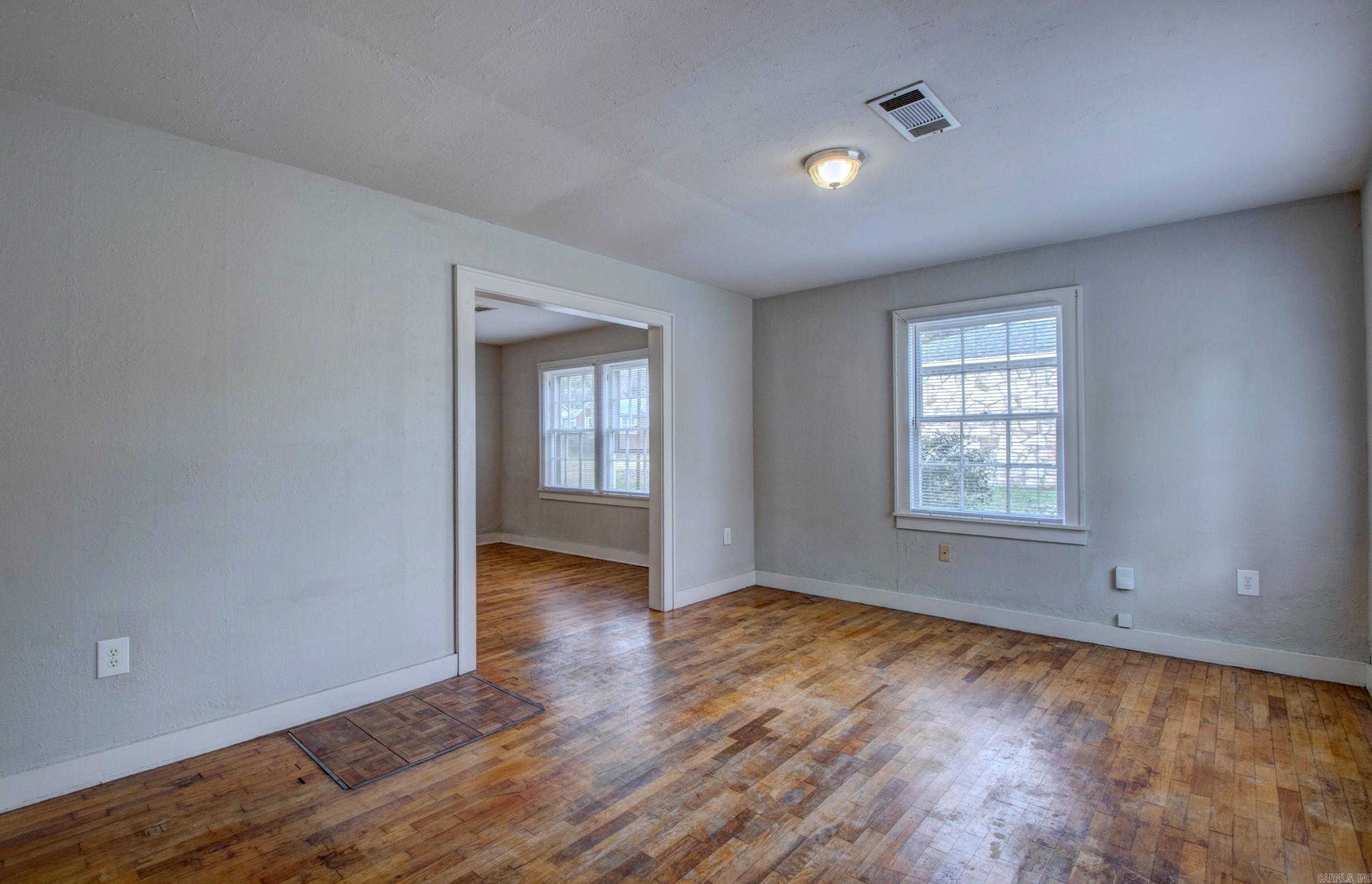 Sunny Hil - Residential