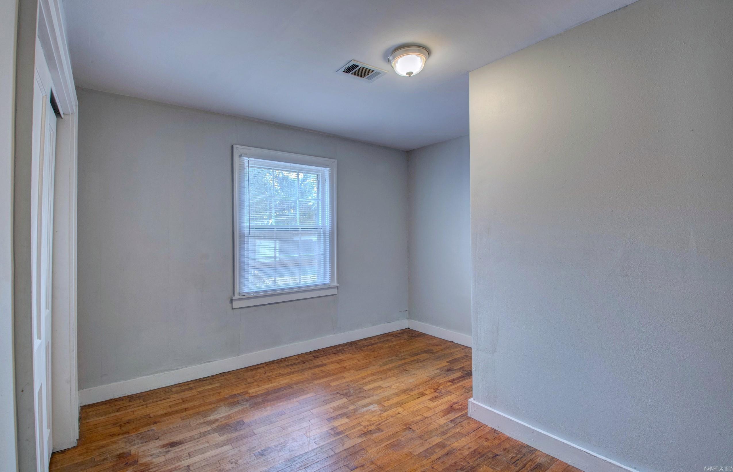 Sunny Hil - Residential