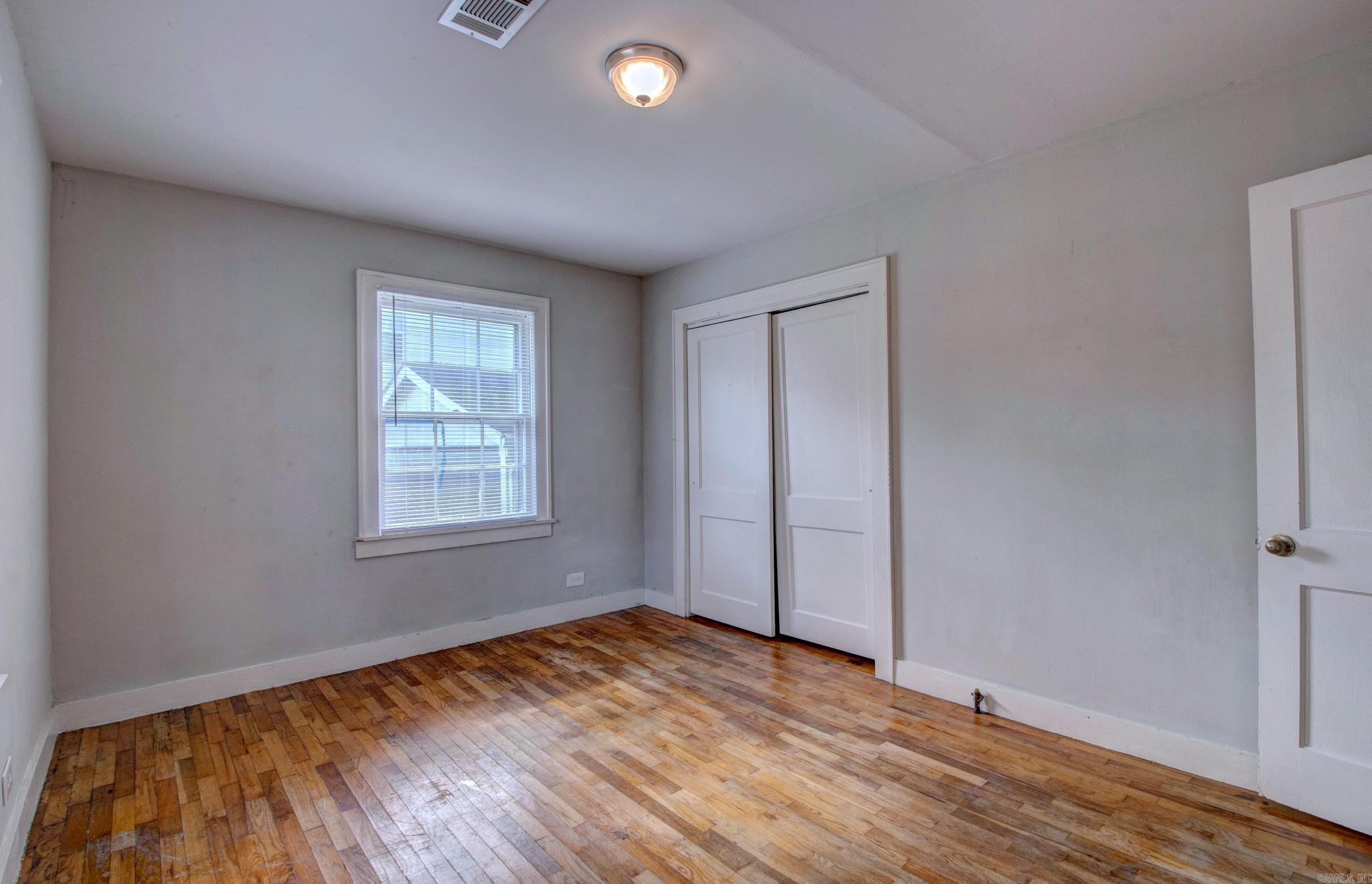 Sunny Hil - Residential