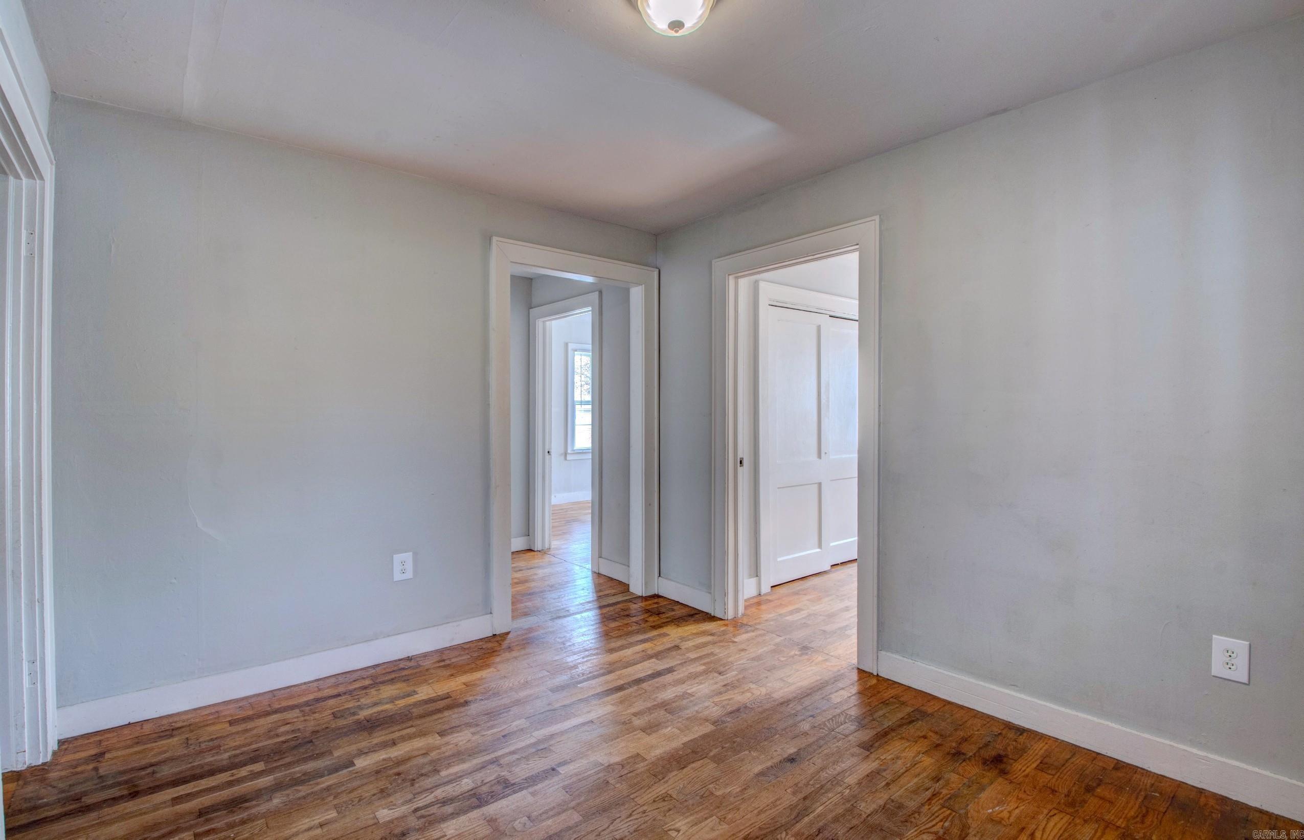 Sunny Hil - Residential