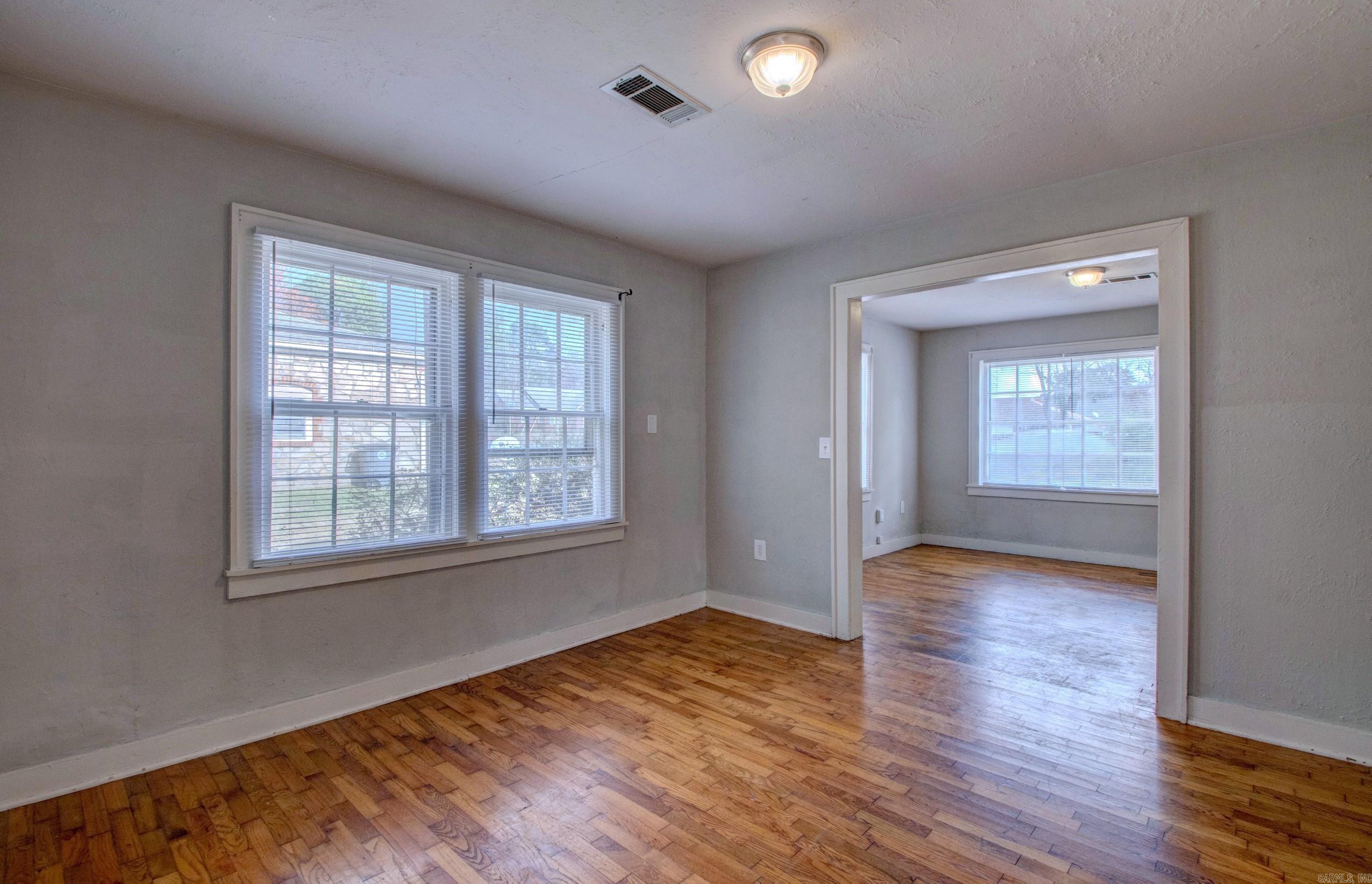 Sunny Hil - Residential