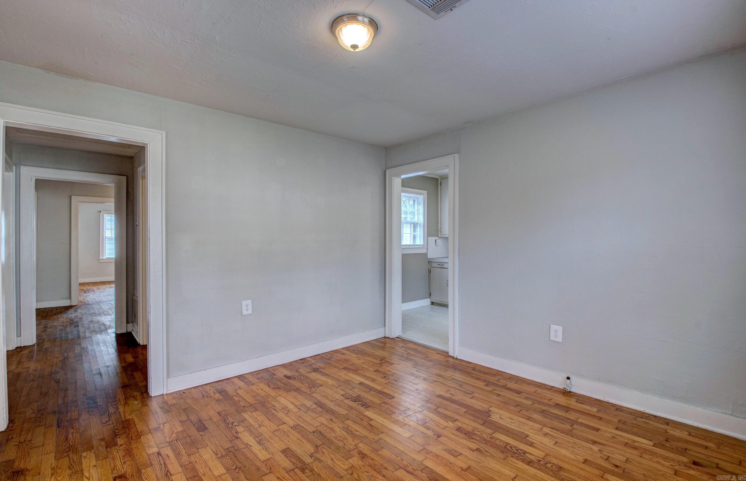 Sunny Hil - Residential