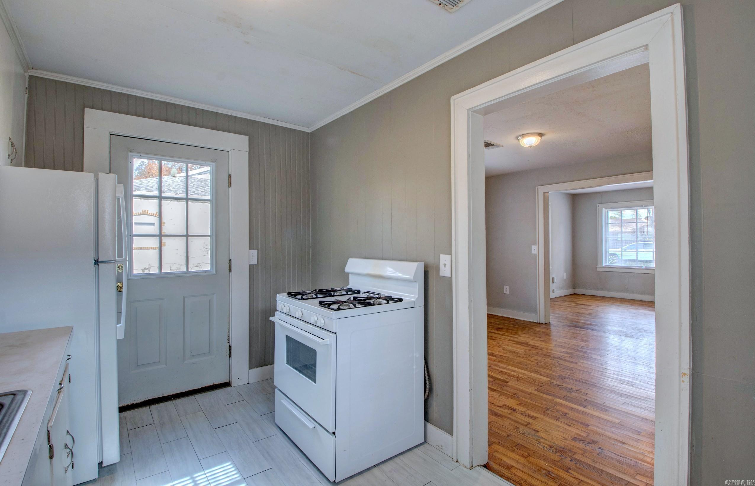 Sunny Hil - Residential