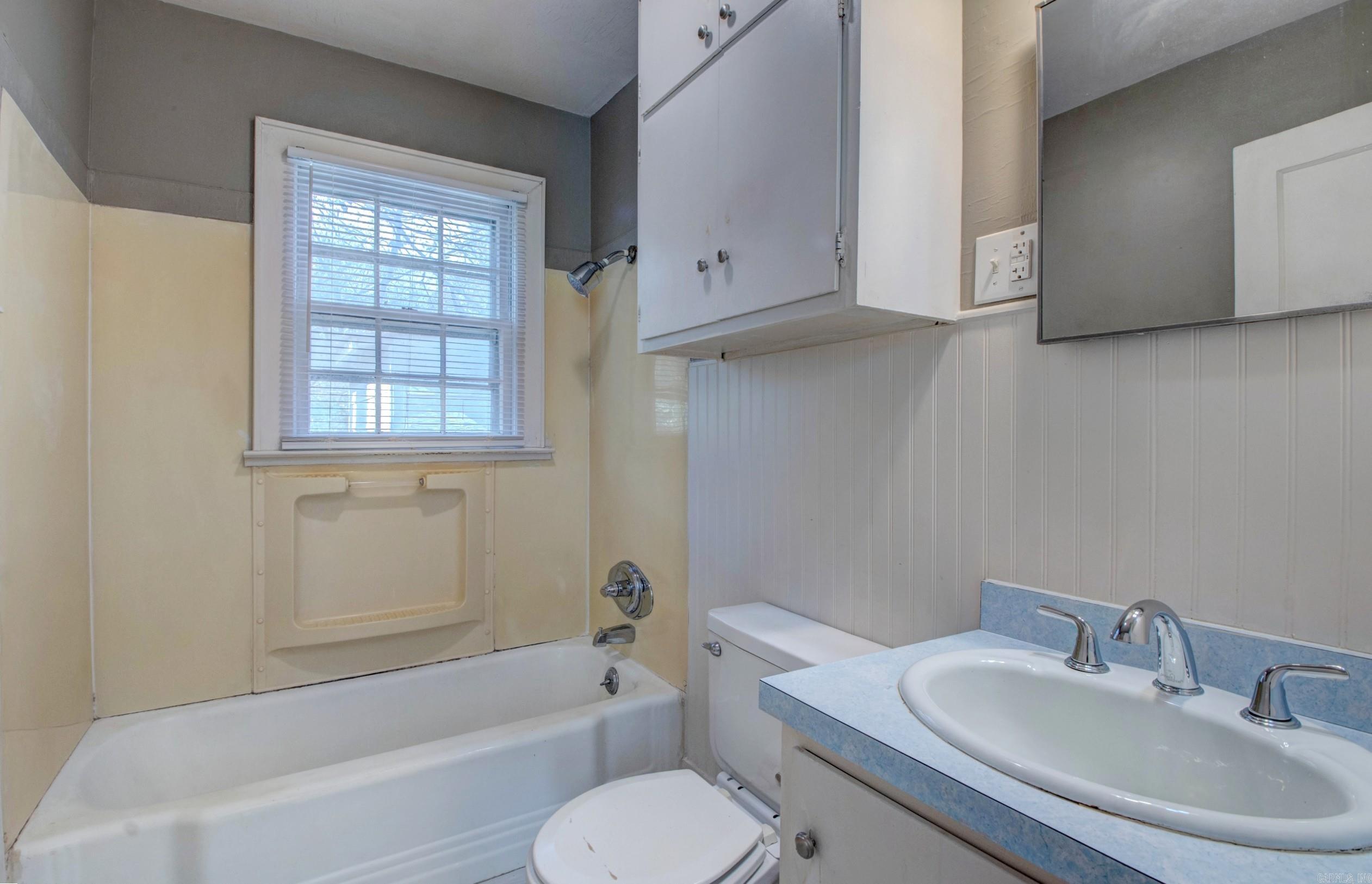 Sunny Hil - Residential