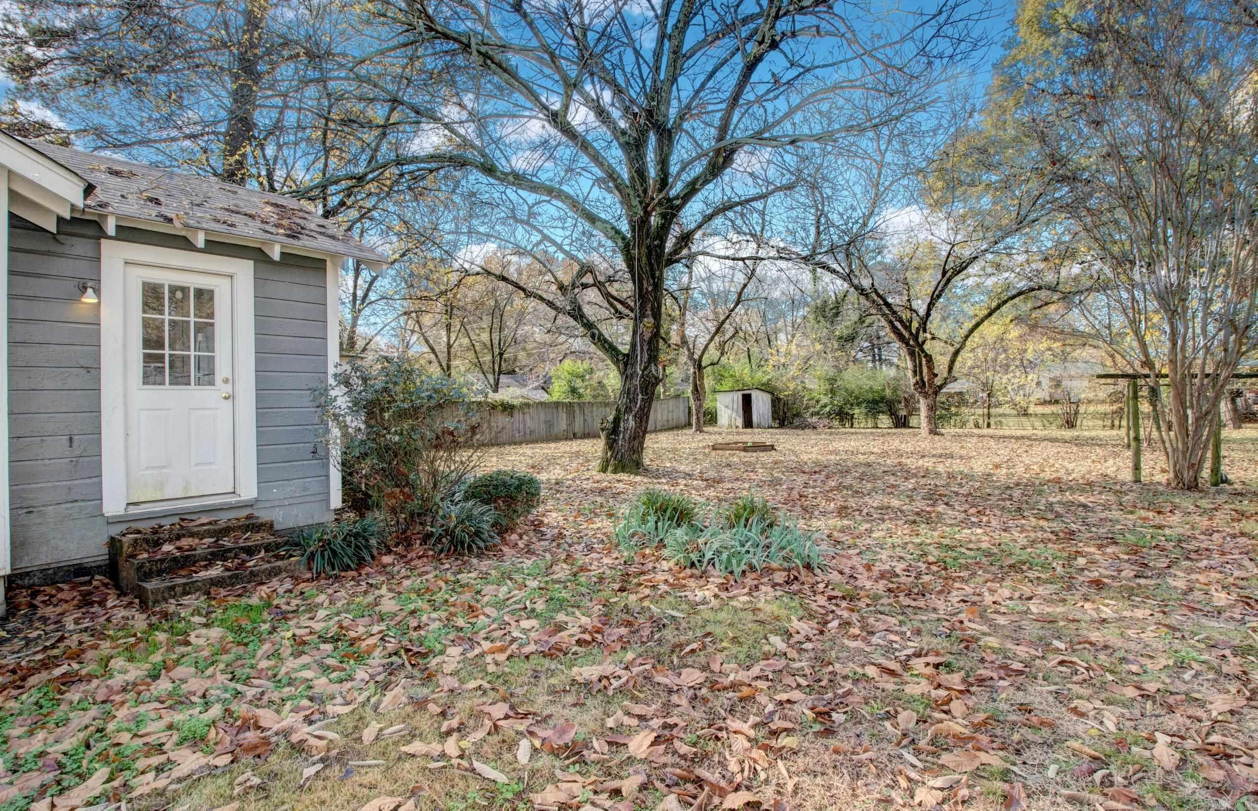 Sunny Hil - Residential