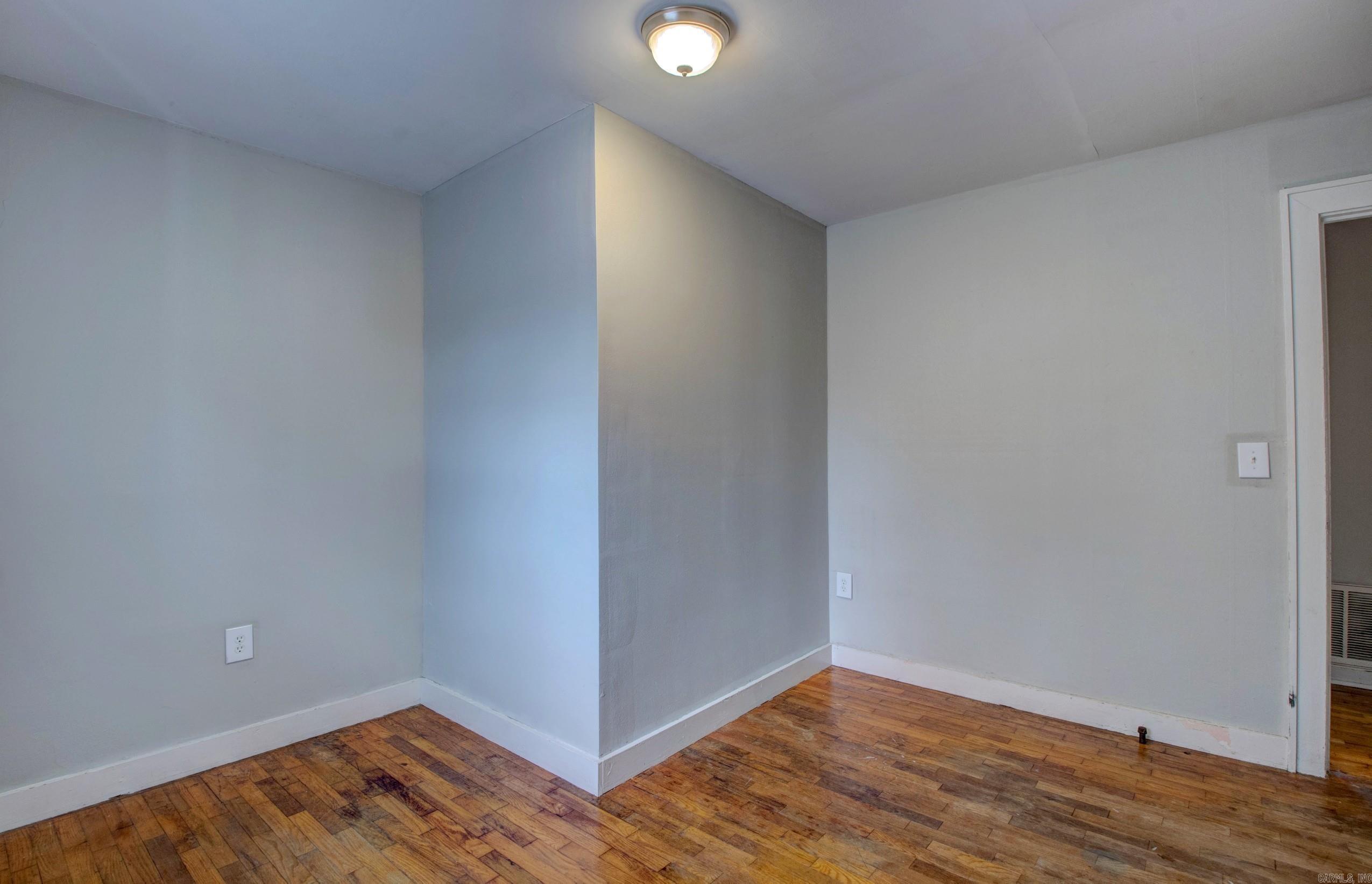 Sunny Hil - Residential