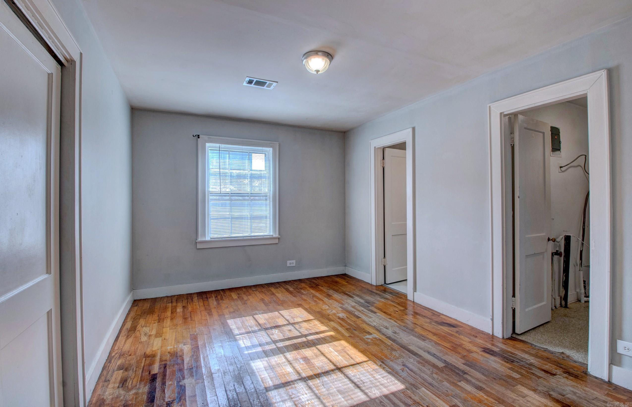 Sunny Hil - Residential