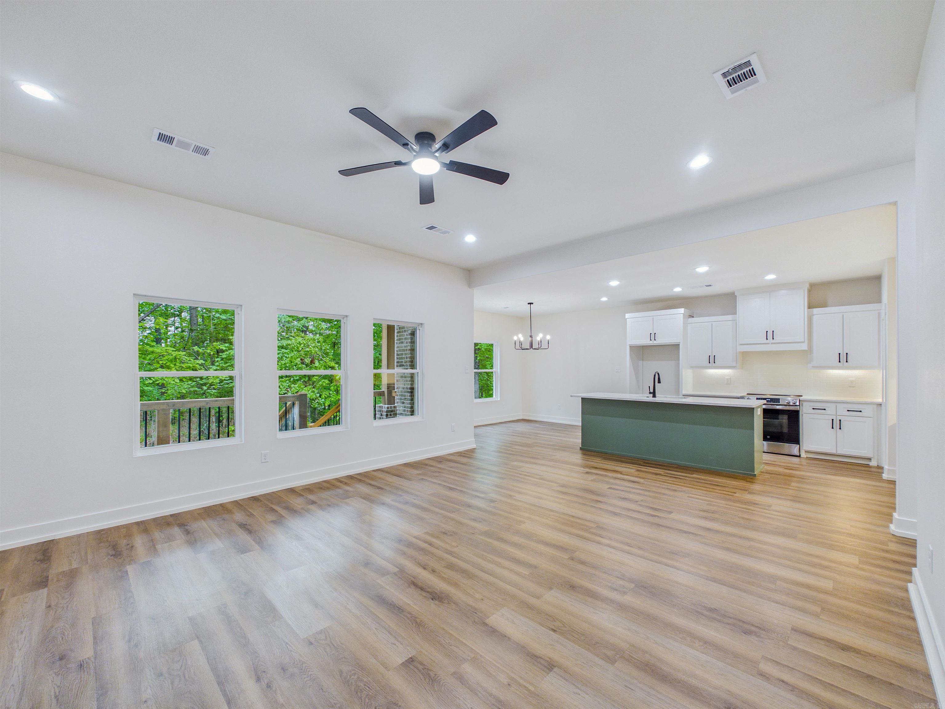 Sergio - Residential