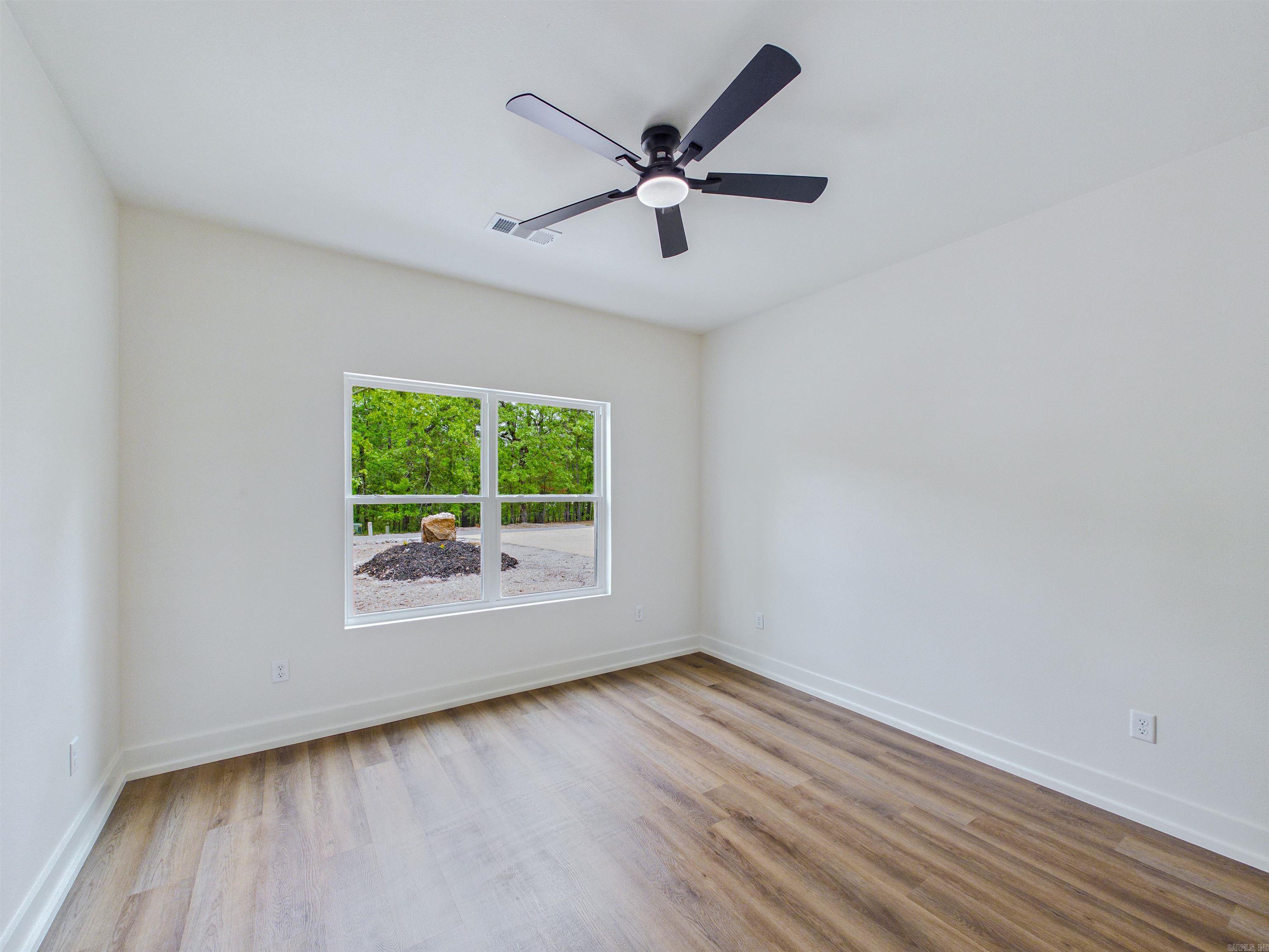 Sergio - Residential