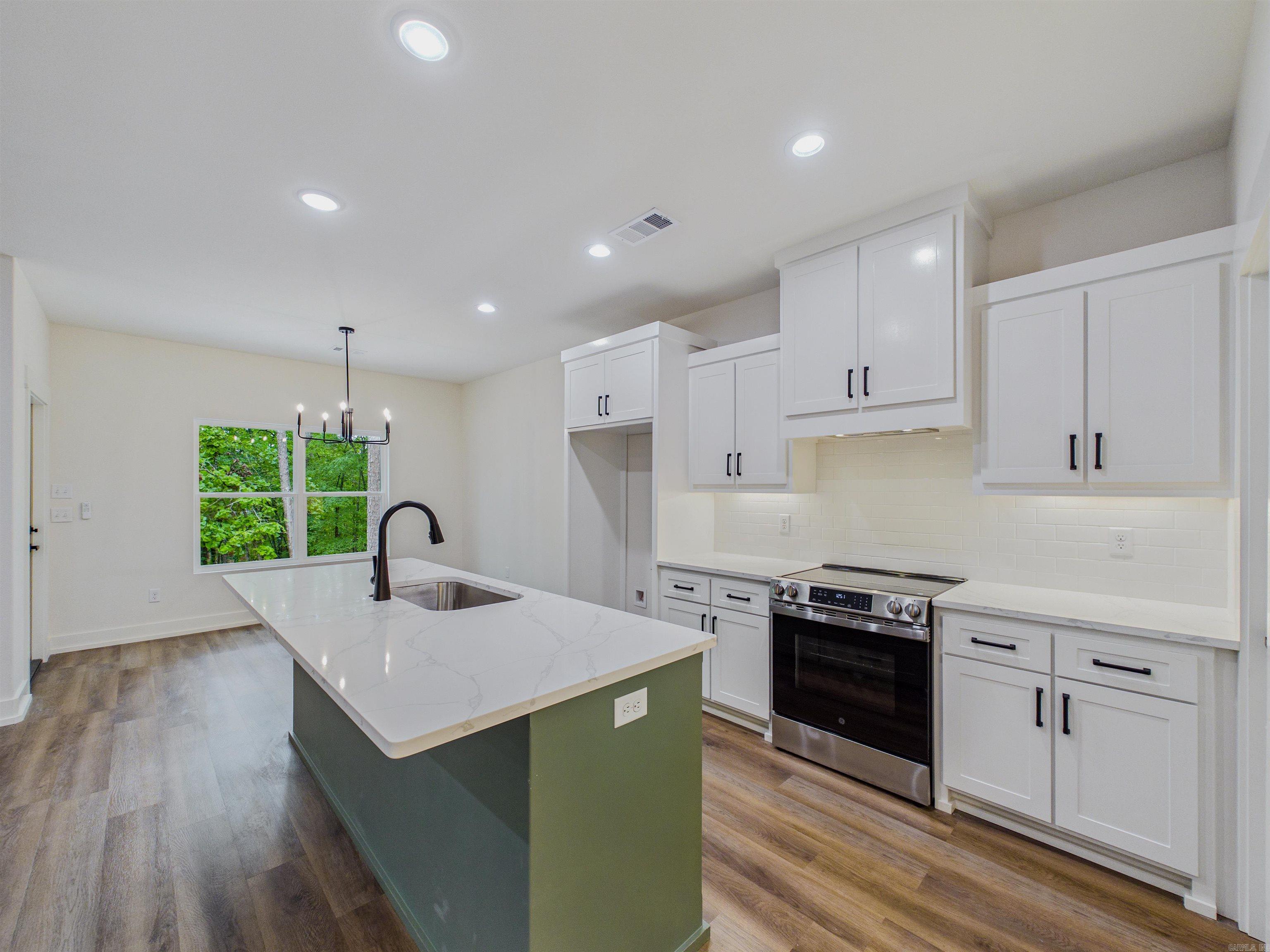 Sergio - Residential