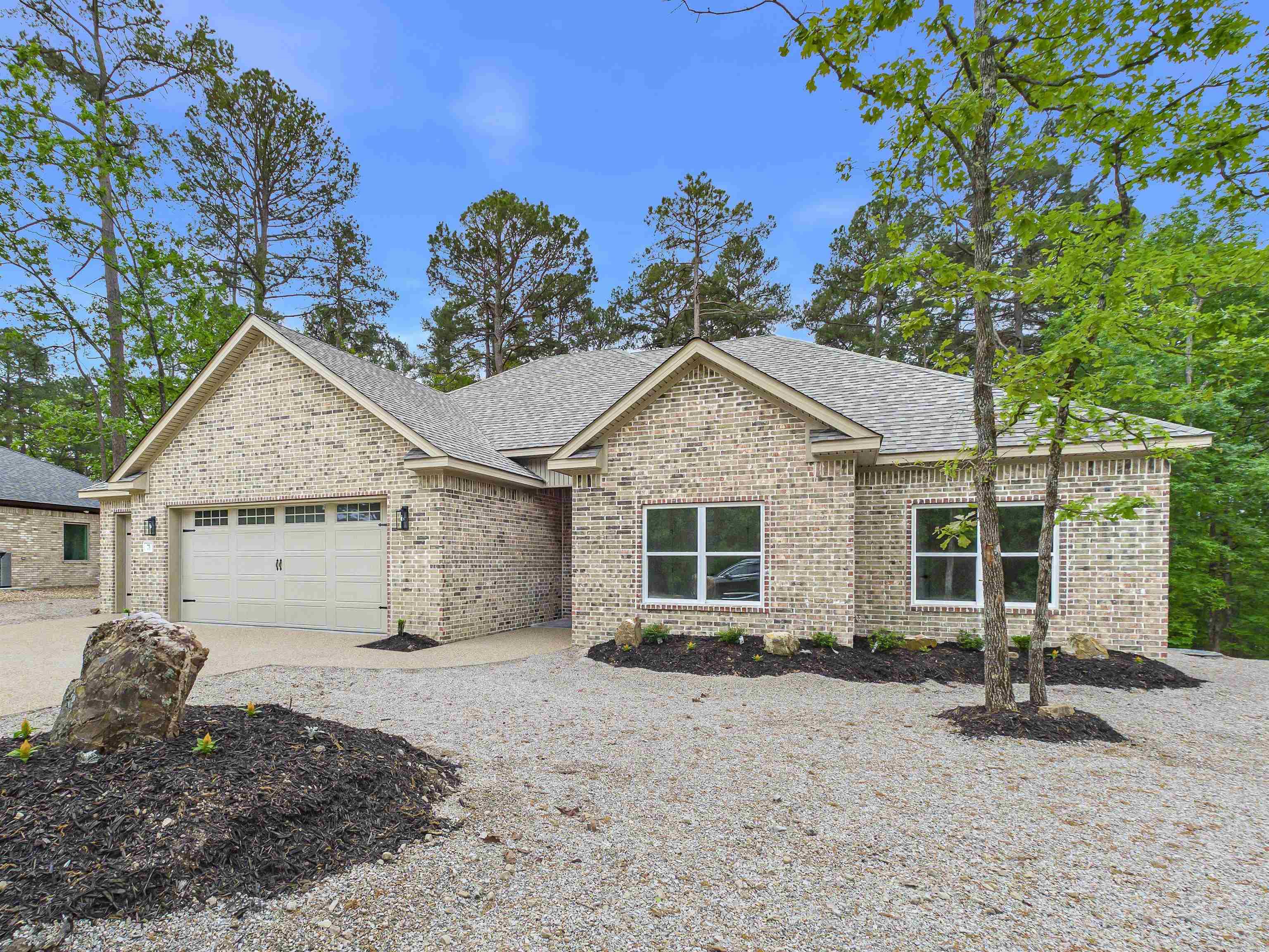 Sergio - Residential