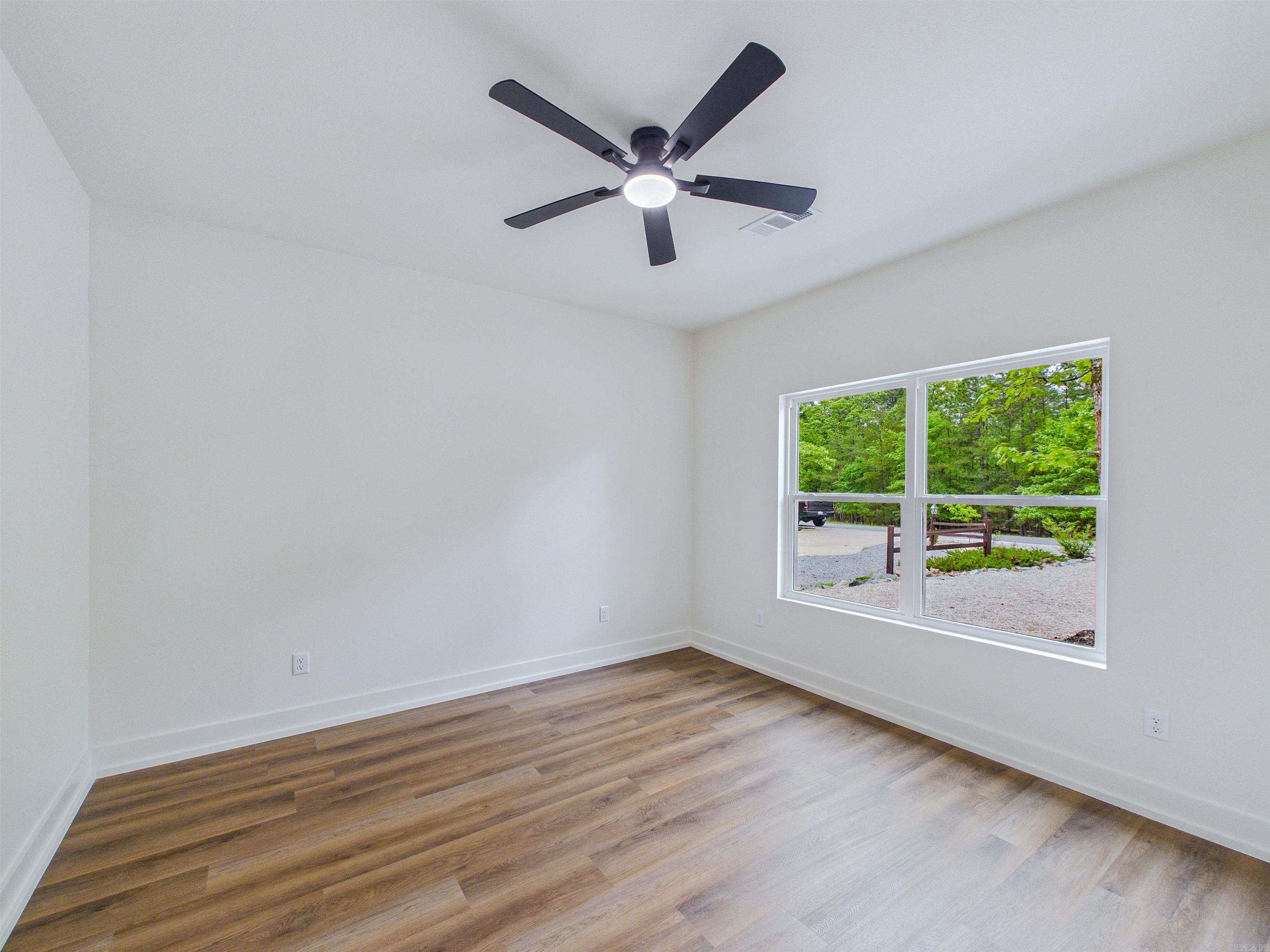 Sergio - Residential