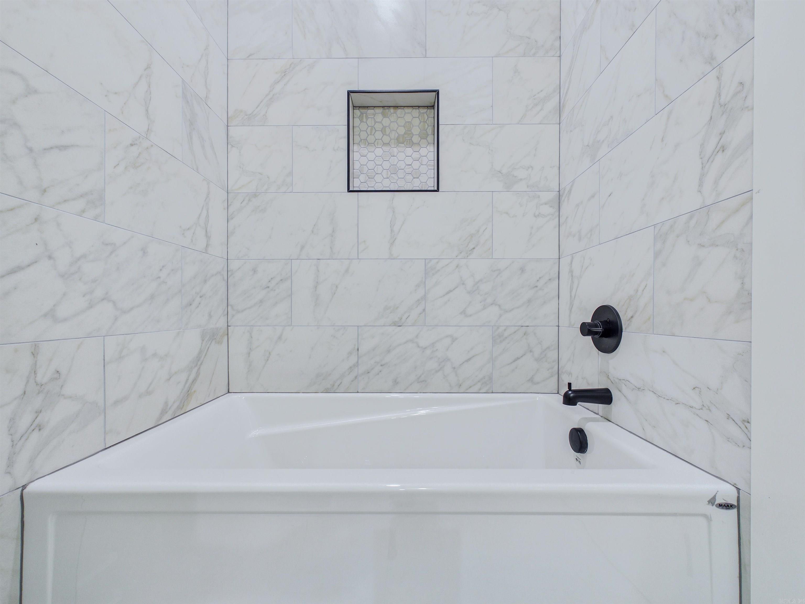 Sergio - Residential