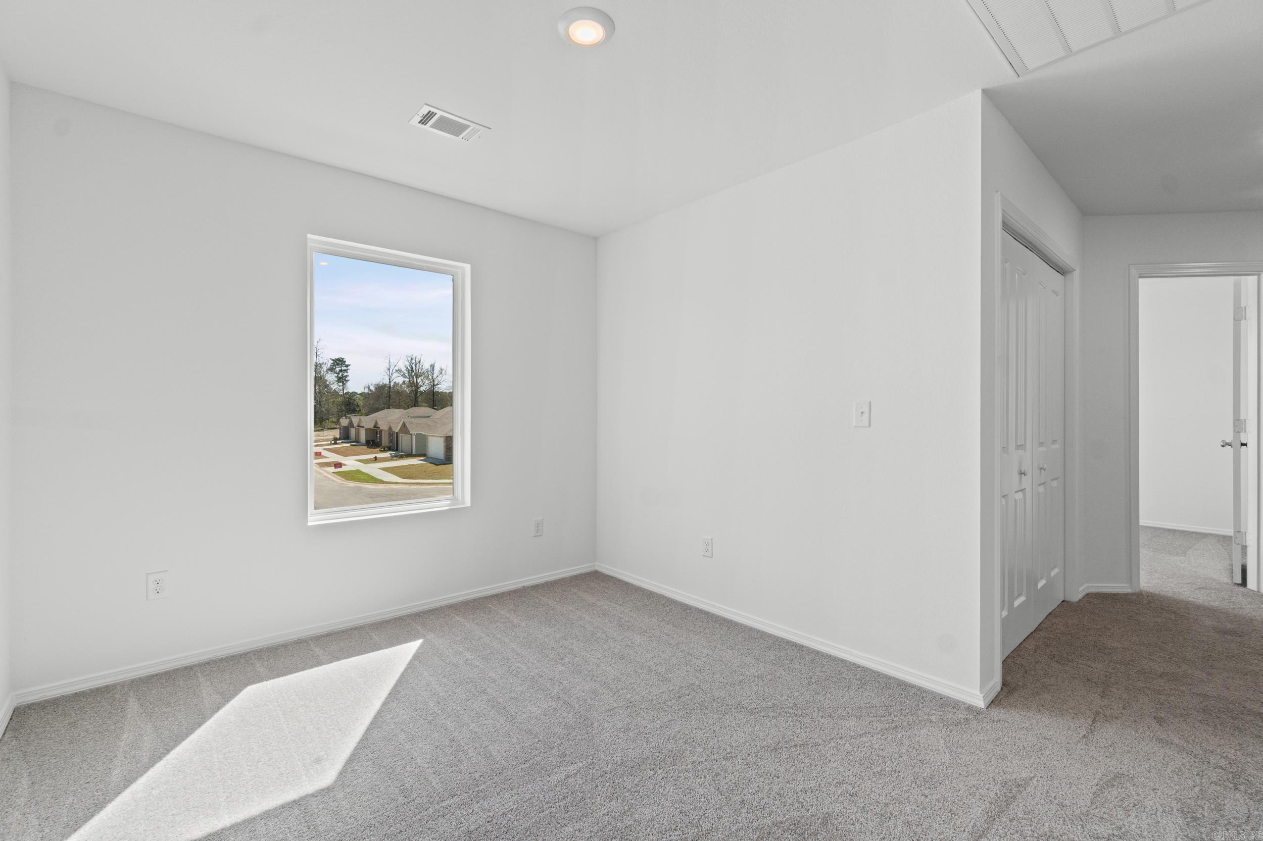 MIDLAND ESTATES PHASE 1 - Residential