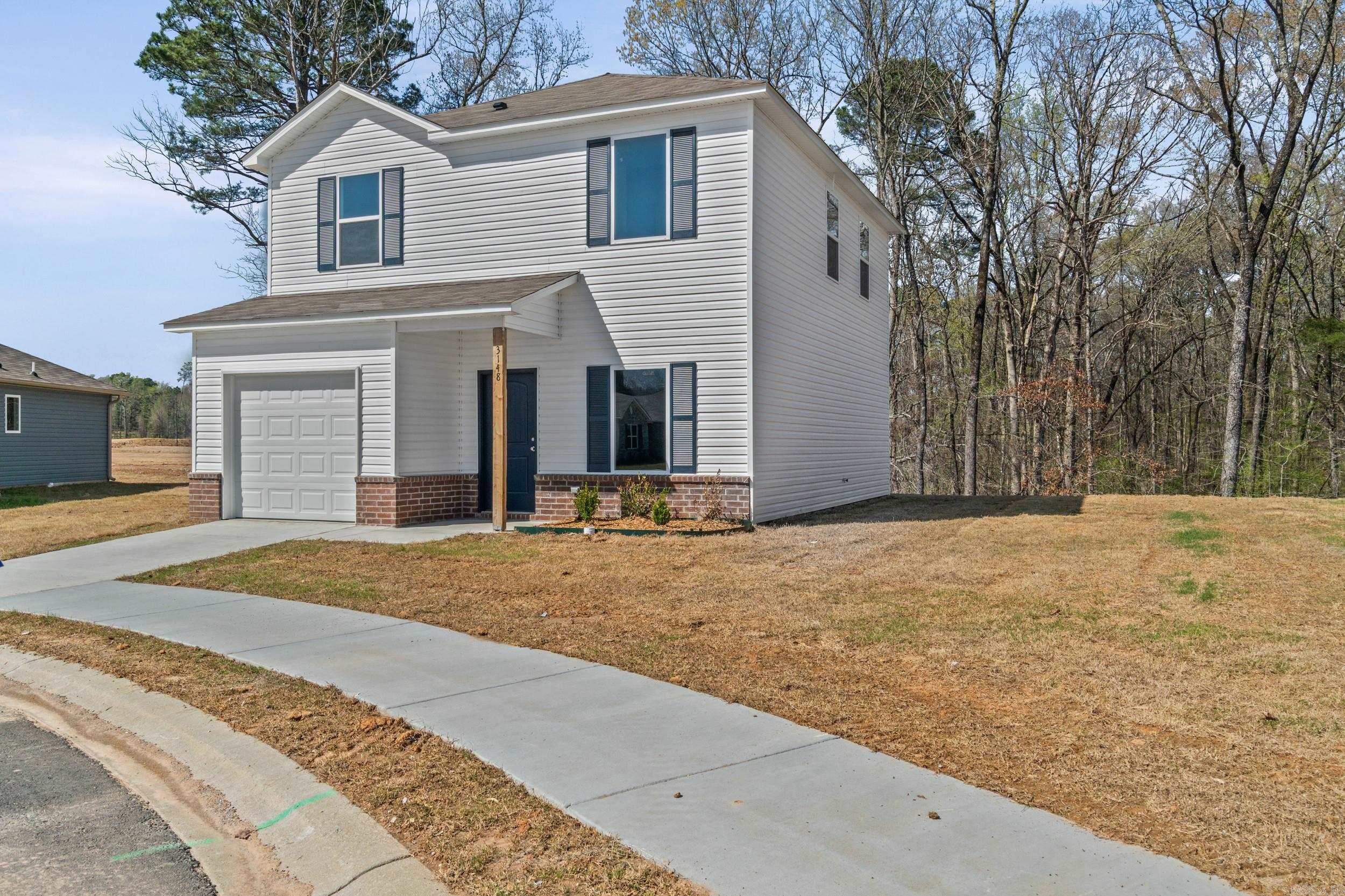 MIDLAND ESTATES PHASE 1 - Residential