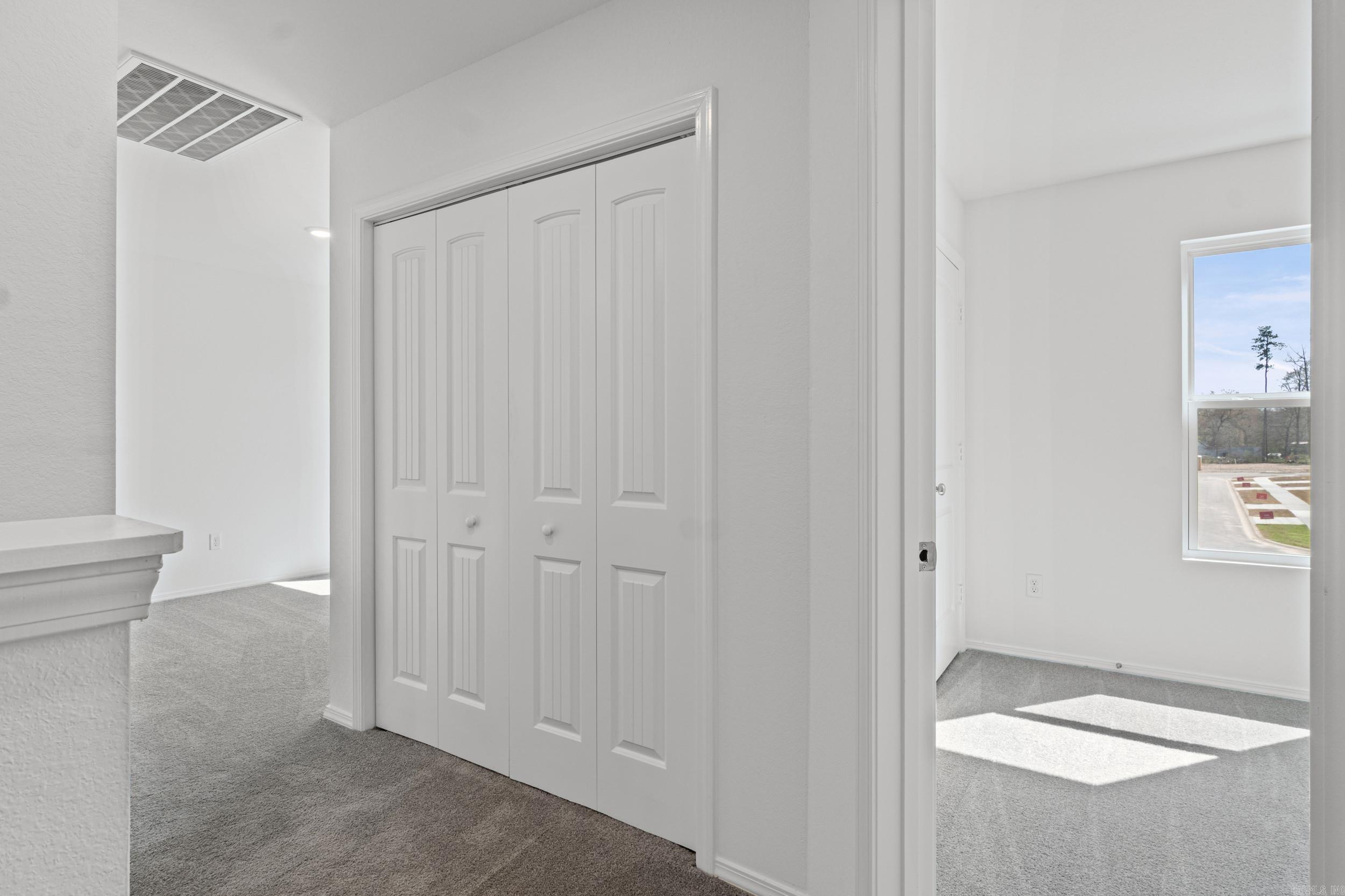 MIDLAND ESTATES PHASE 1 - Residential