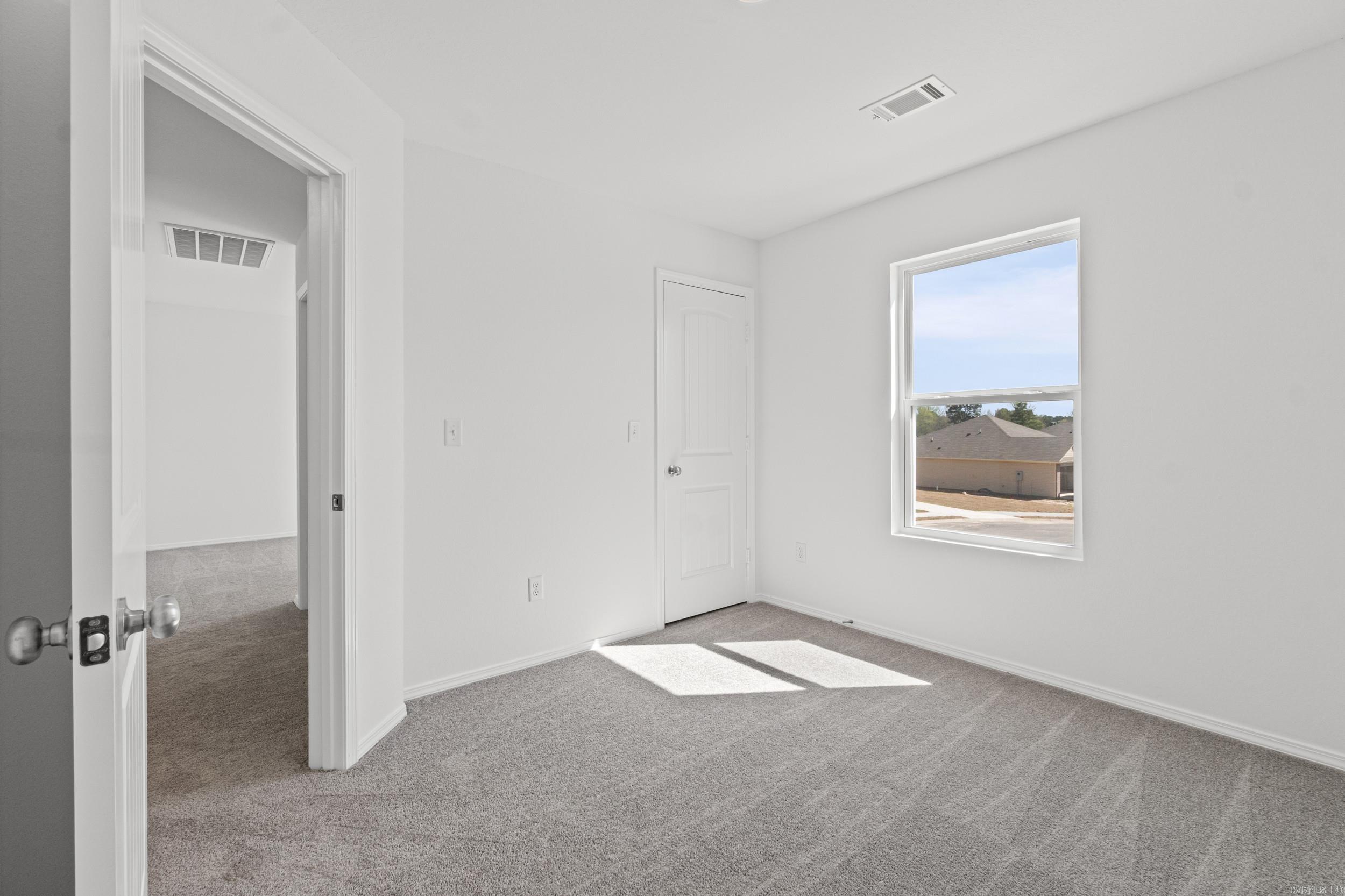 MIDLAND ESTATES PHASE 1 - Residential