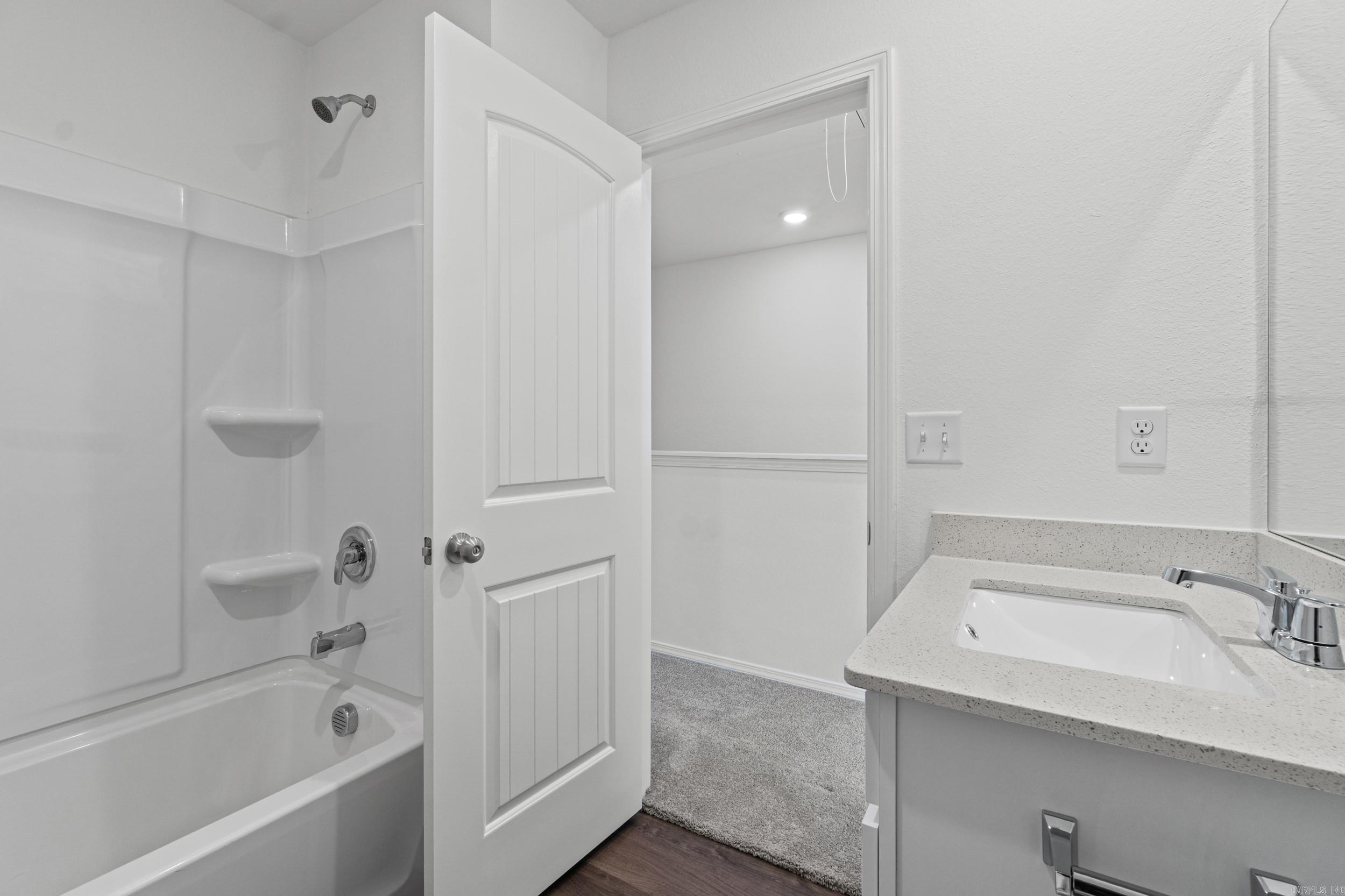 MIDLAND ESTATES PHASE 1 - Residential